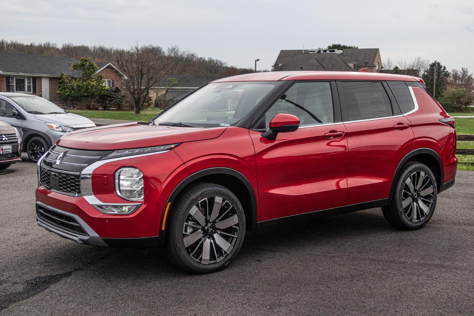 2025 Mitsubishi Outlander SE