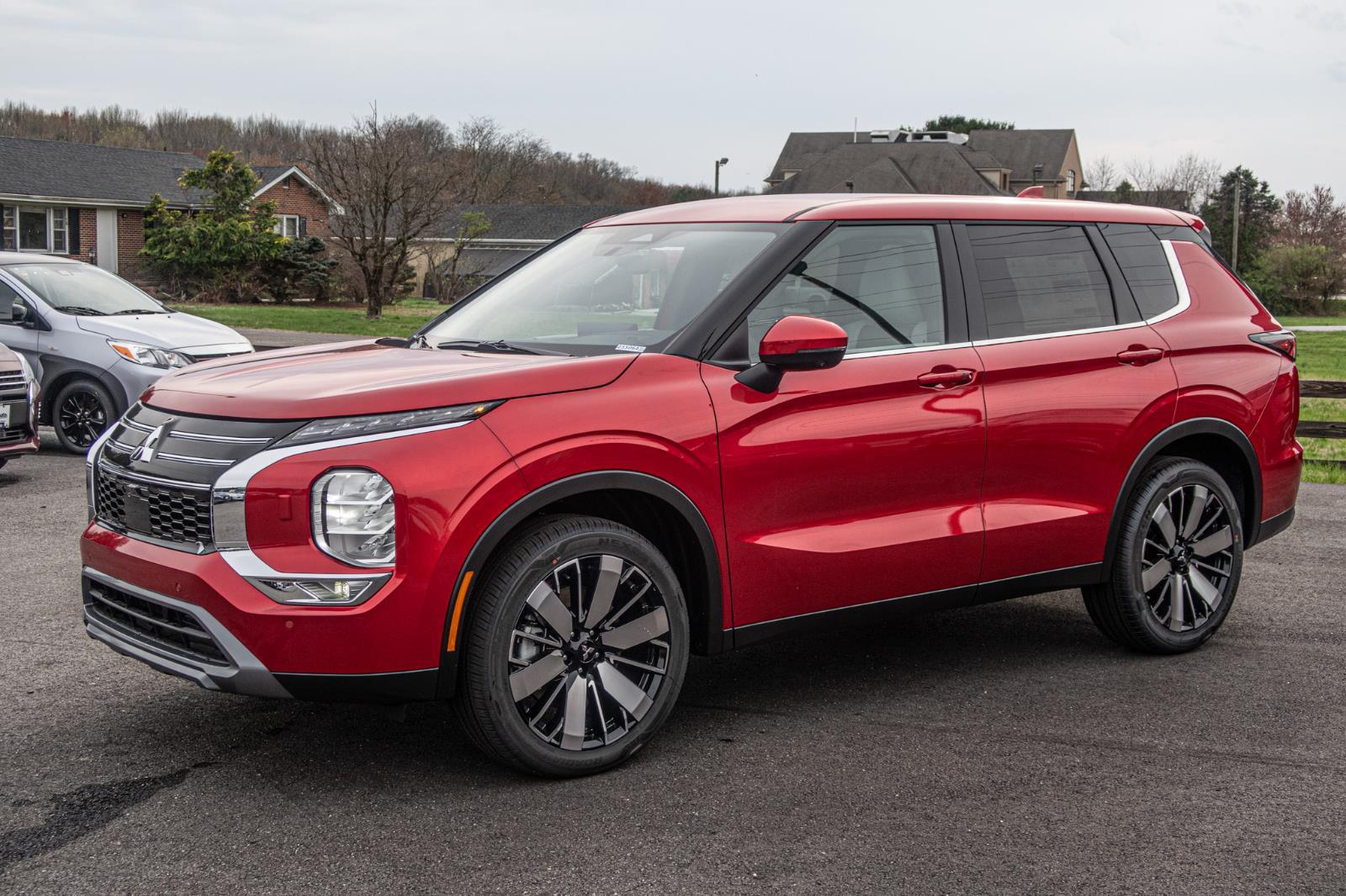 2025 Mitsubishi Outlander SE