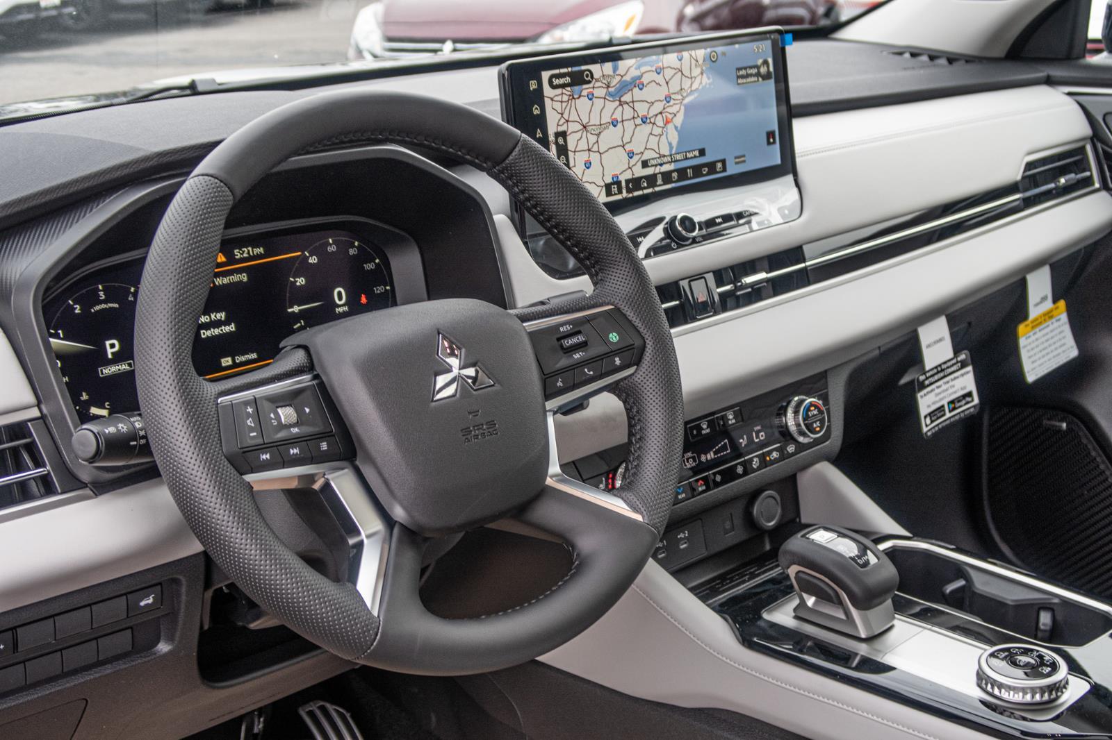 2025 Mitsubishi Outlander SEL