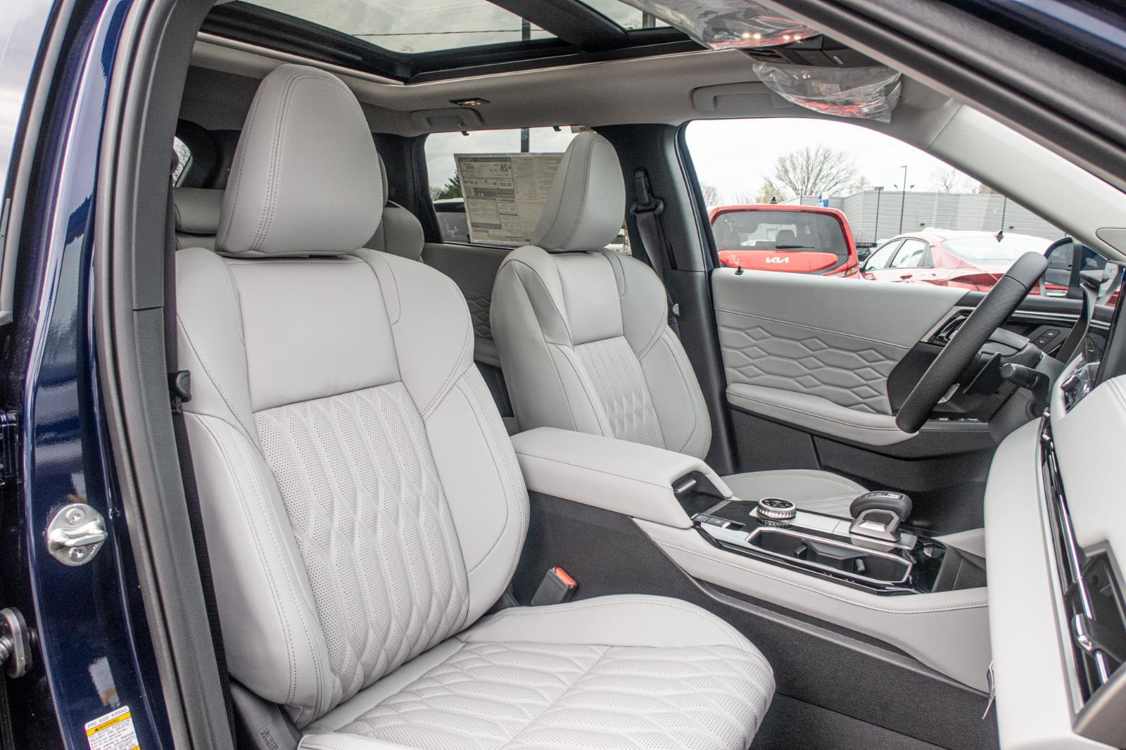 2025 Mitsubishi Outlander SEL