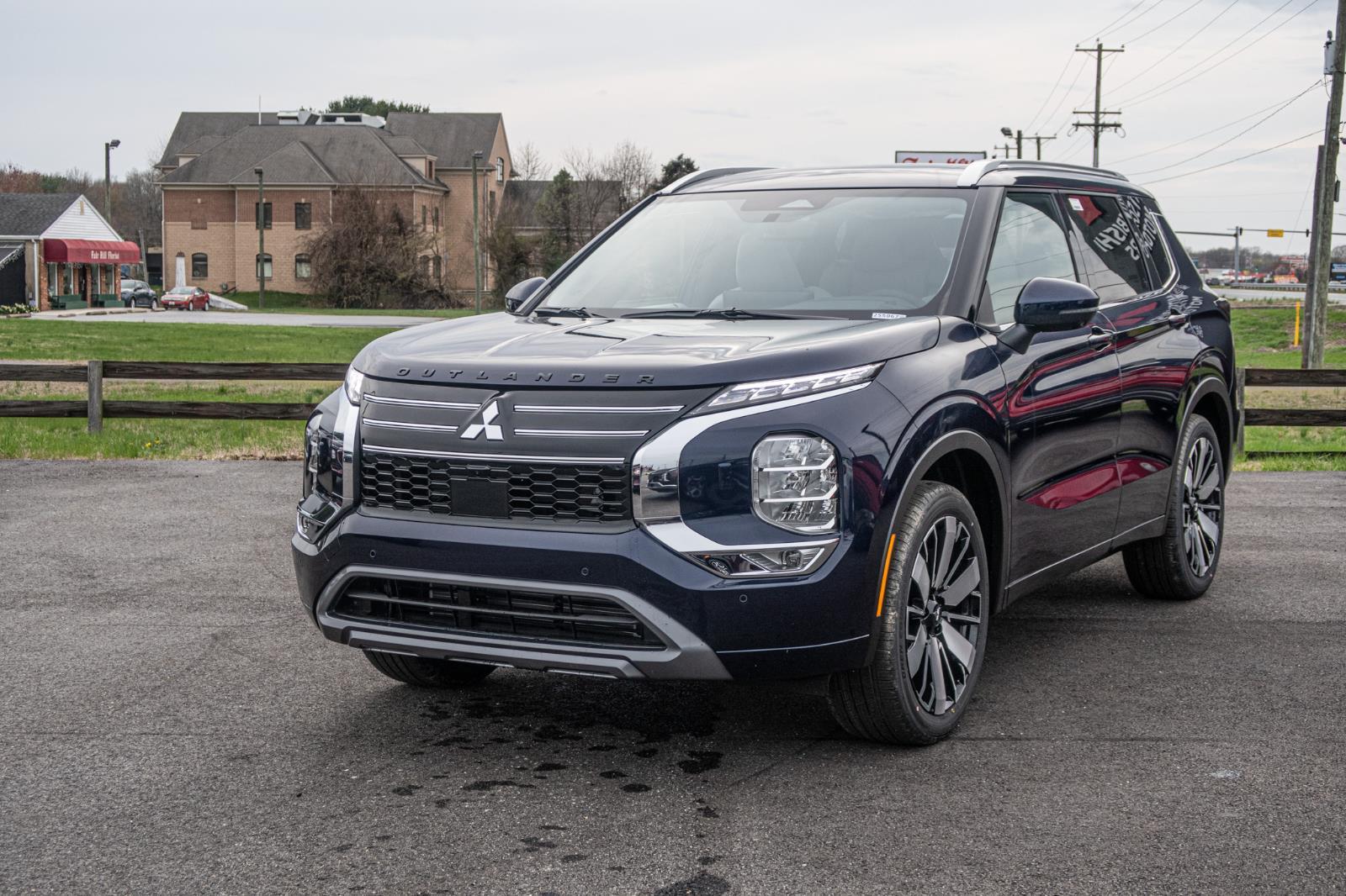 2025 Mitsubishi Outlander SEL