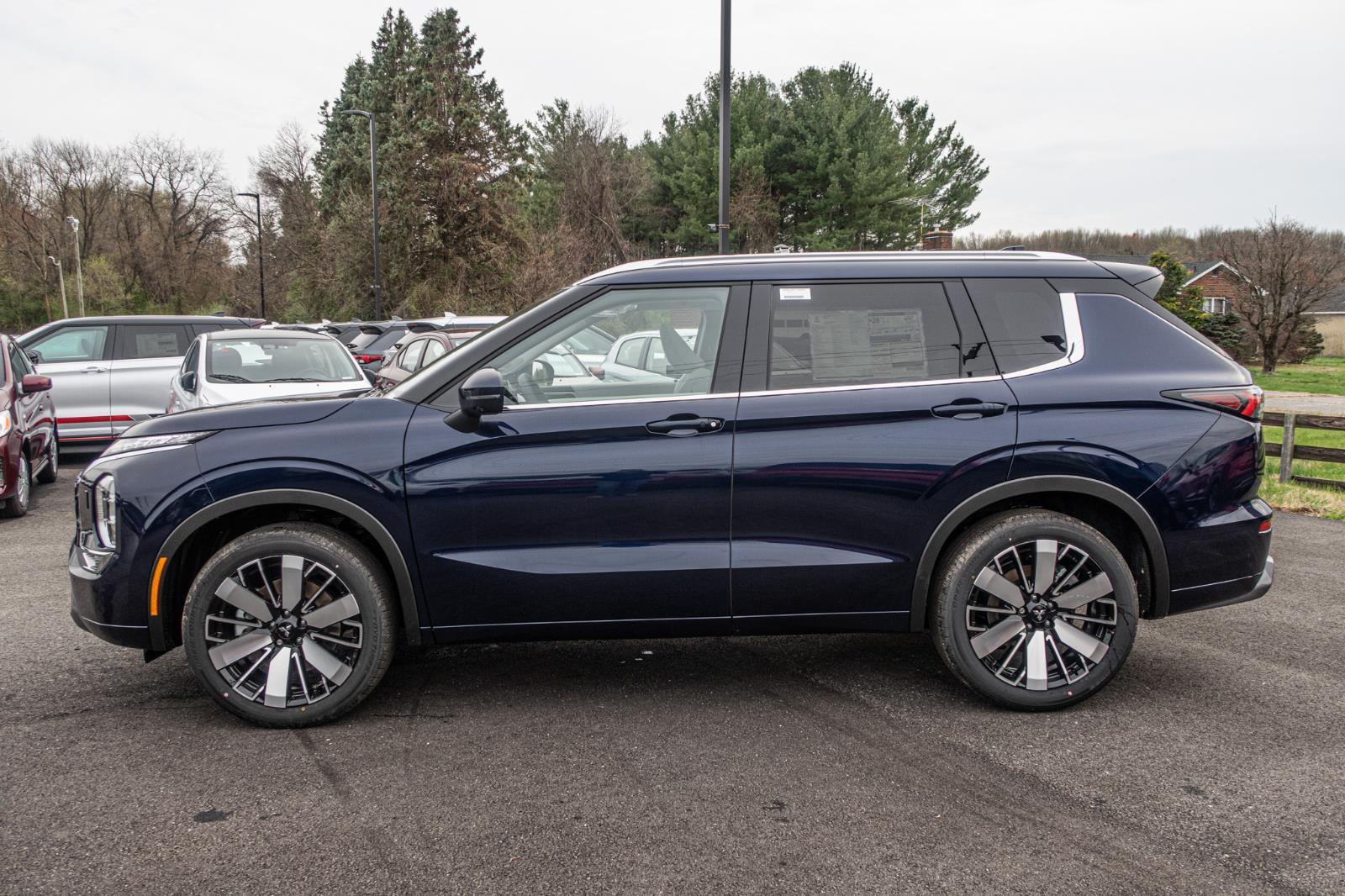 2025 Mitsubishi Outlander SEL