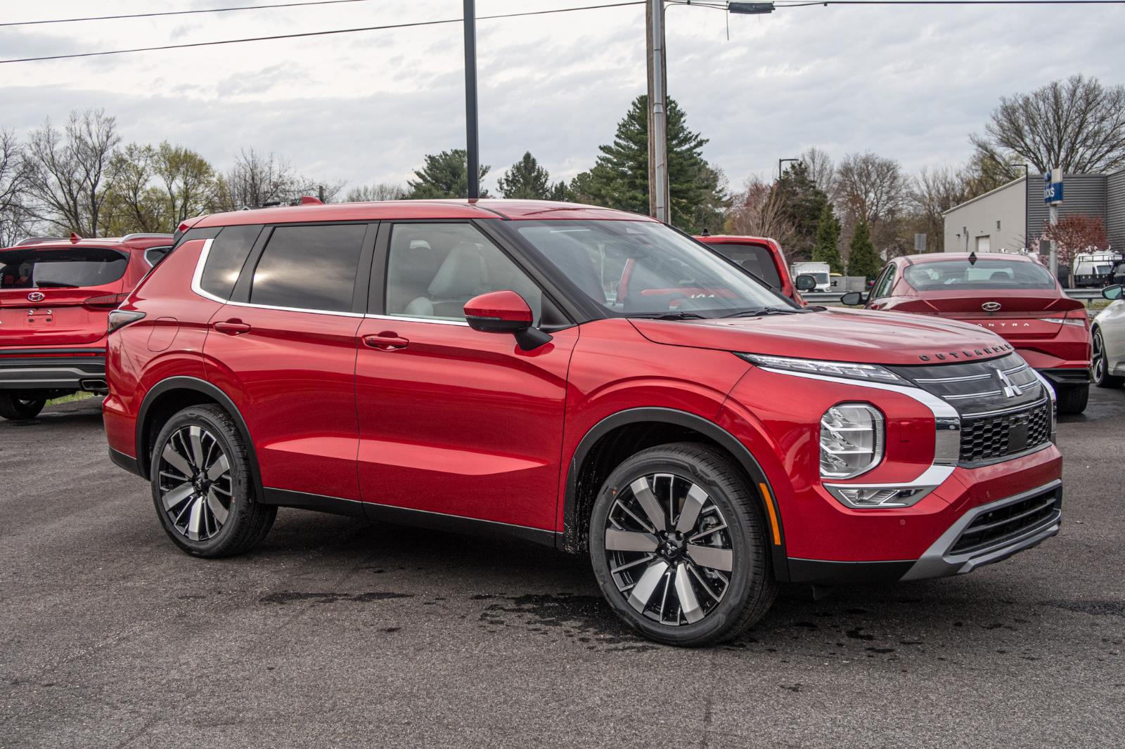 2025 Mitsubishi Outlander SE