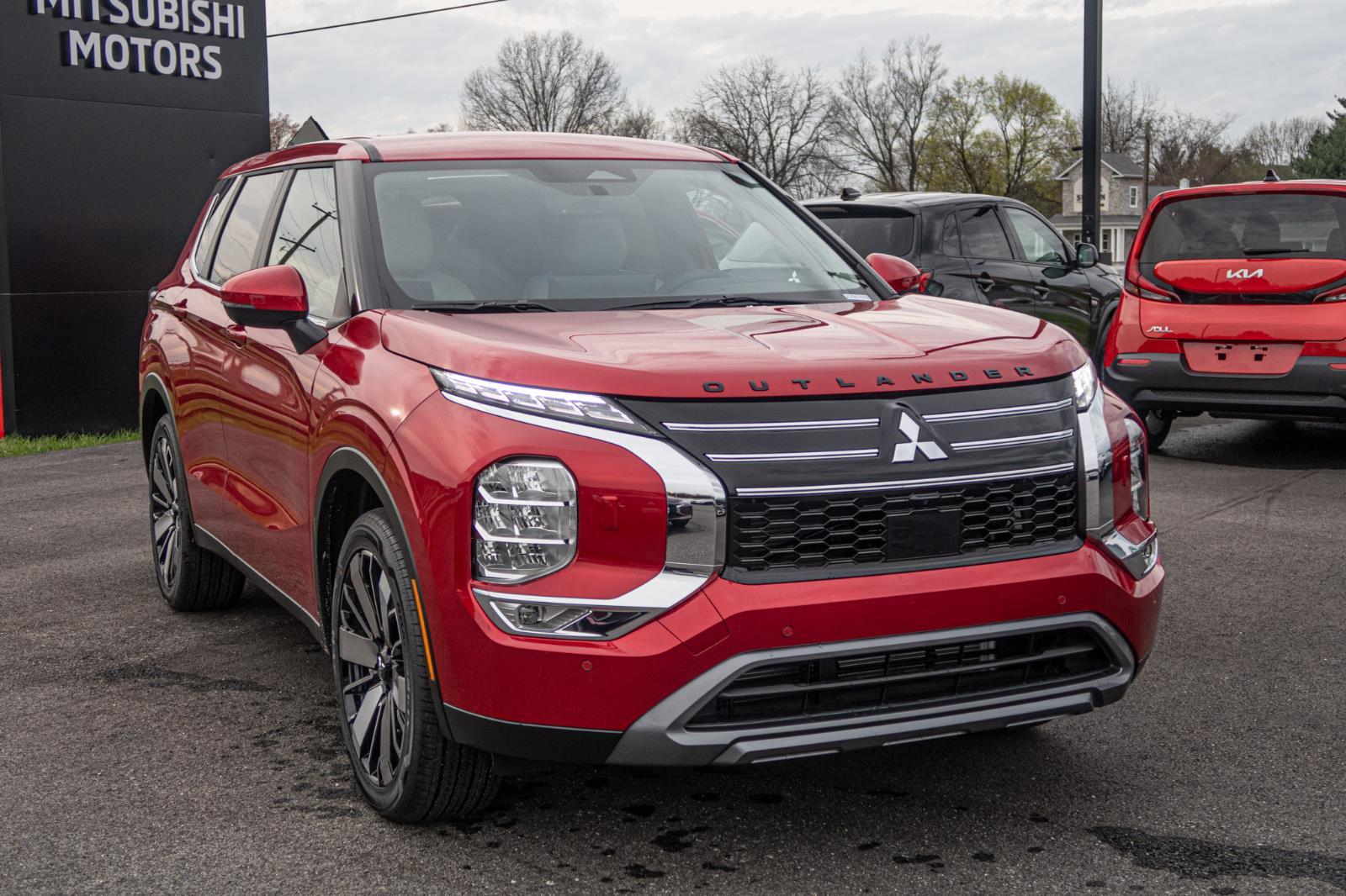 2025 Mitsubishi Outlander SE