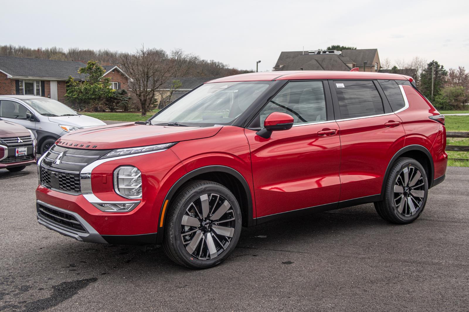 2025 Mitsubishi Outlander SE