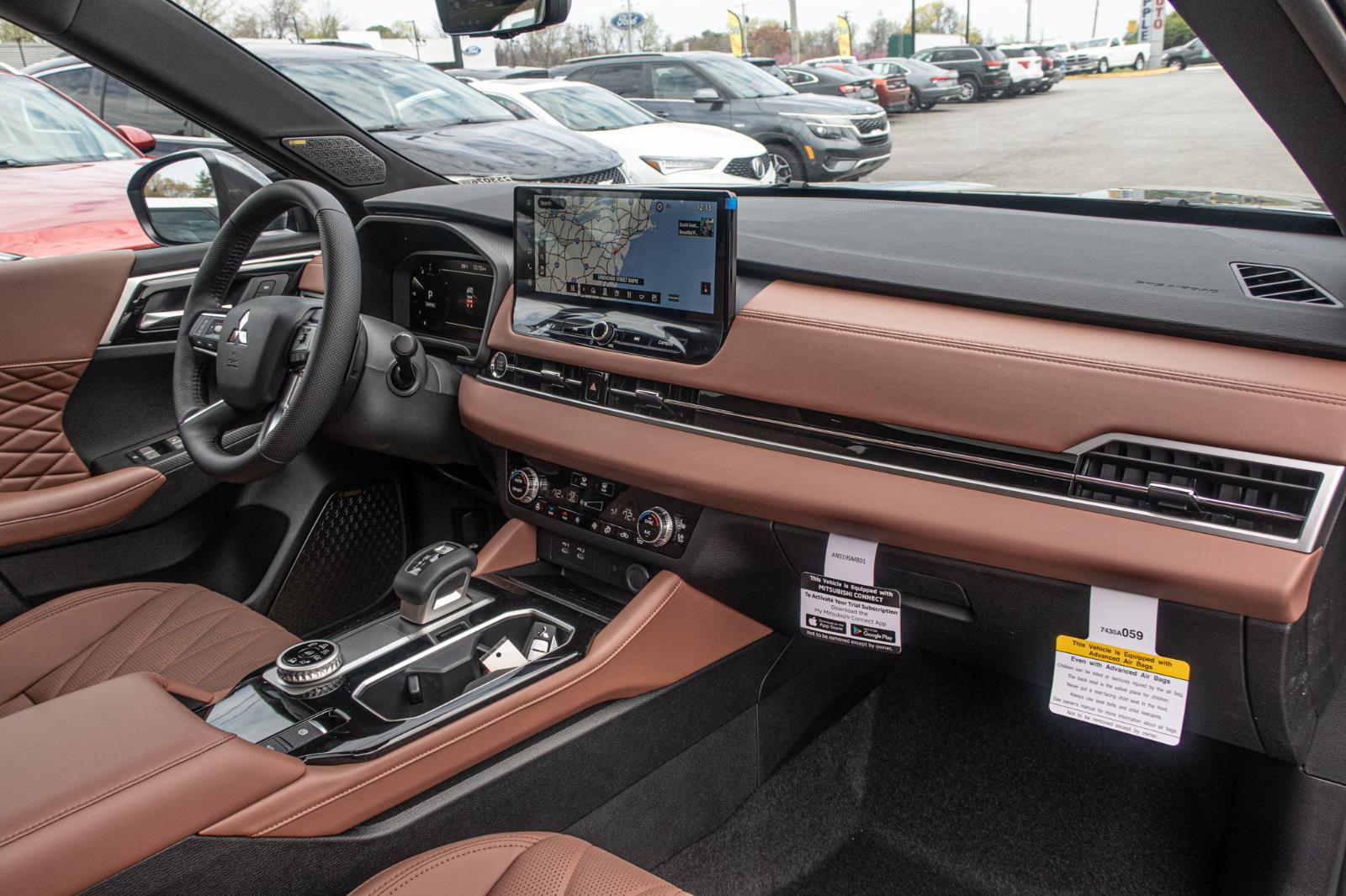 2025 Mitsubishi Outlander SEL