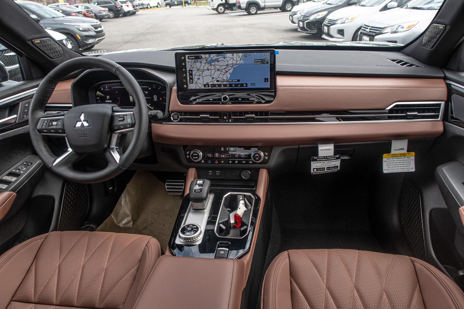 2025 Mitsubishi Outlander SEL