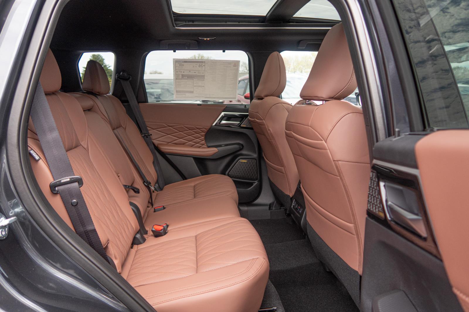 2025 Mitsubishi Outlander SEL