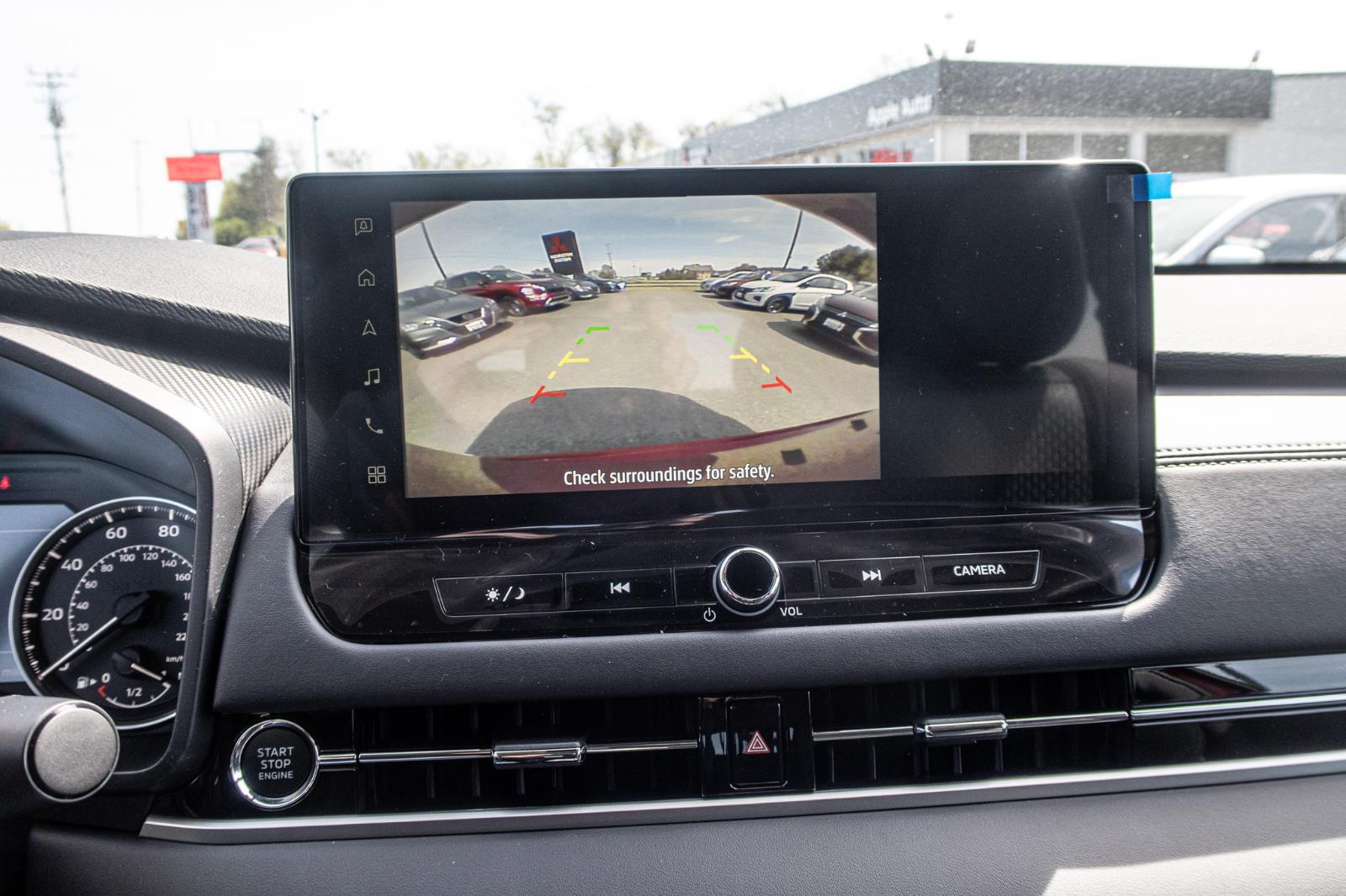 2025 Mitsubishi Outlander ES