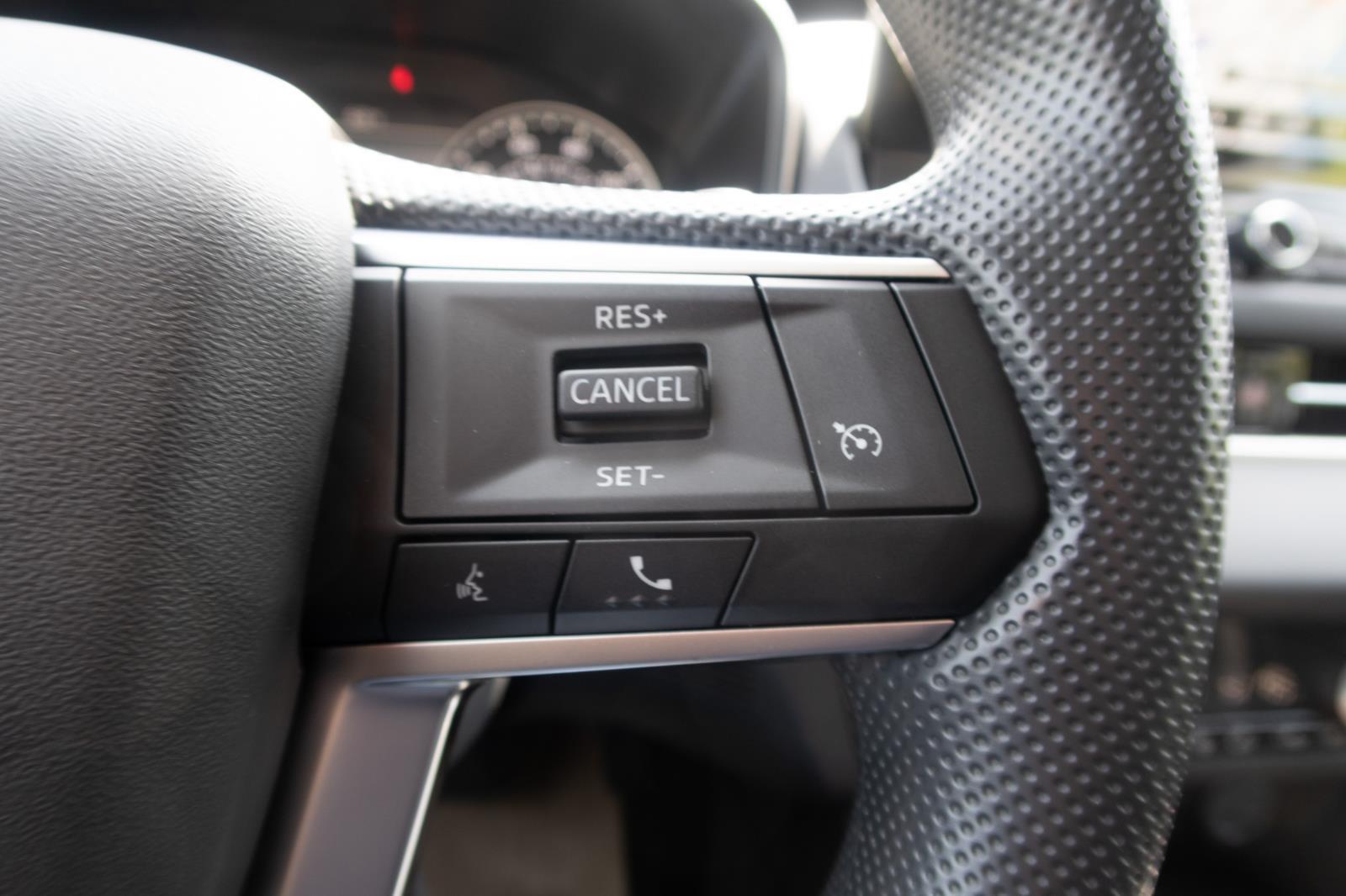 2025 Mitsubishi Outlander ES