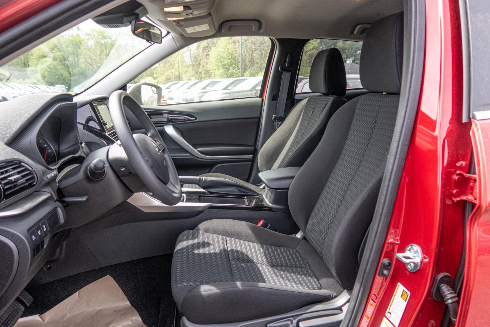2025 Mitsubishi Eclipse Cross ES