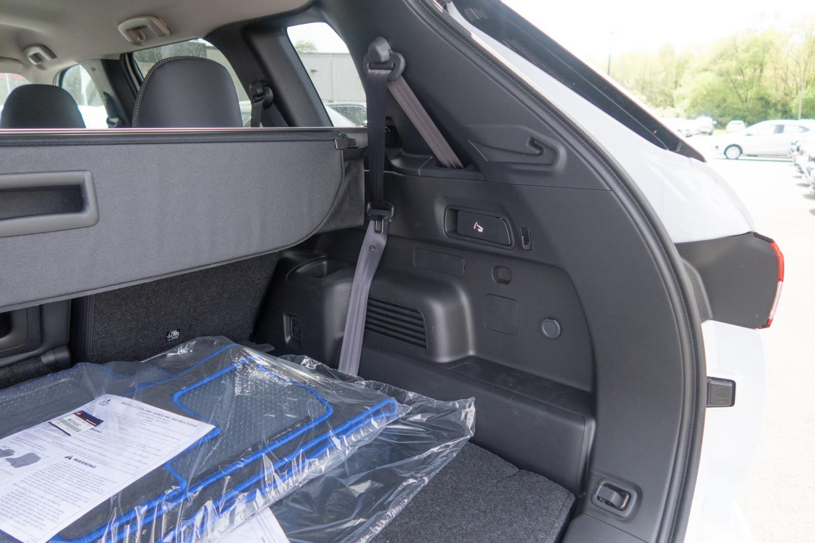 2025 Mitsubishi Outlander PHEV SE