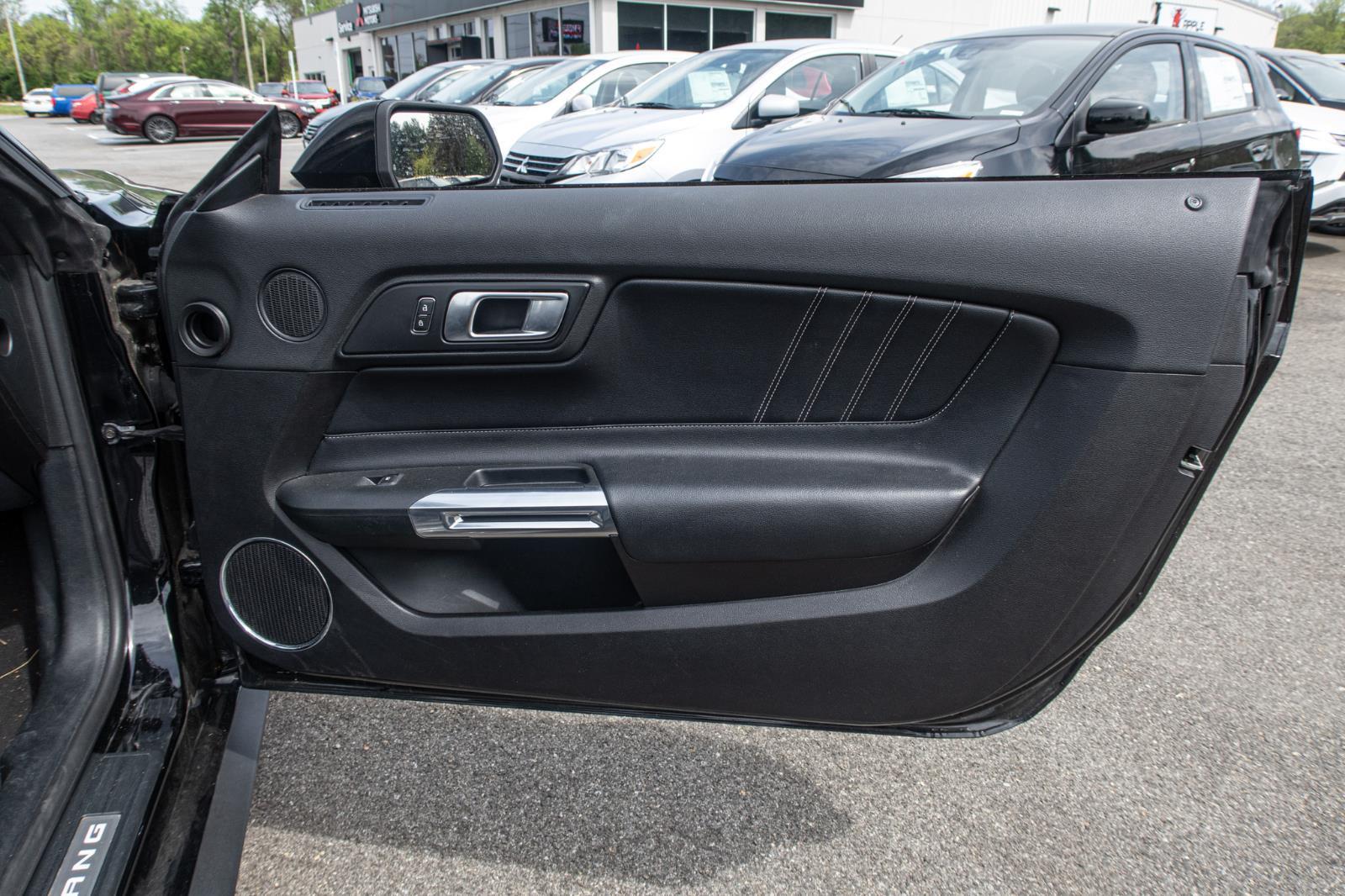 2022 Ford Mustang EcoBoost Premium