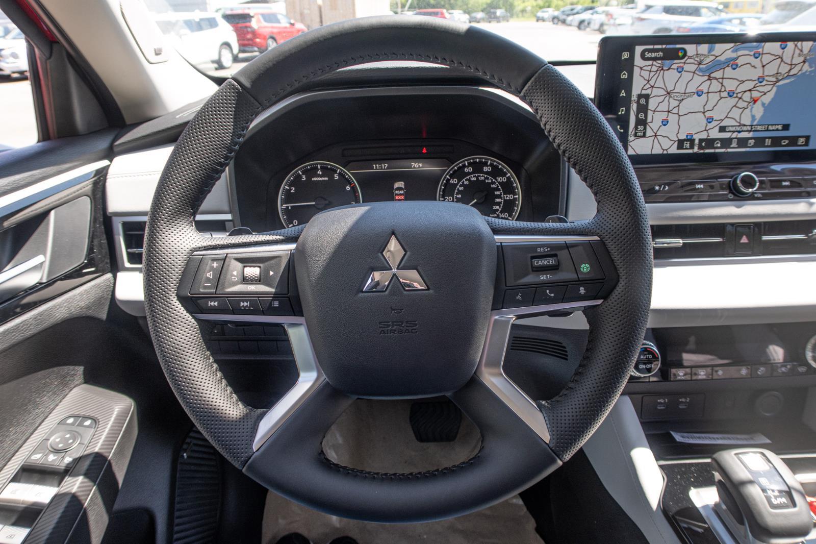 2025 Mitsubishi Outlander SE