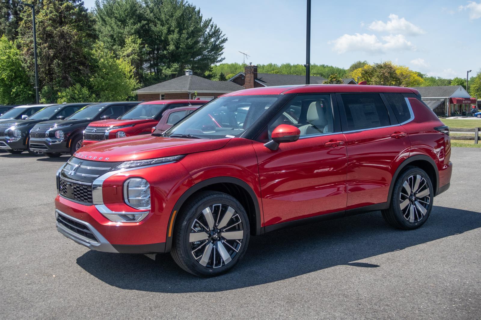 2025 Mitsubishi Outlander SE