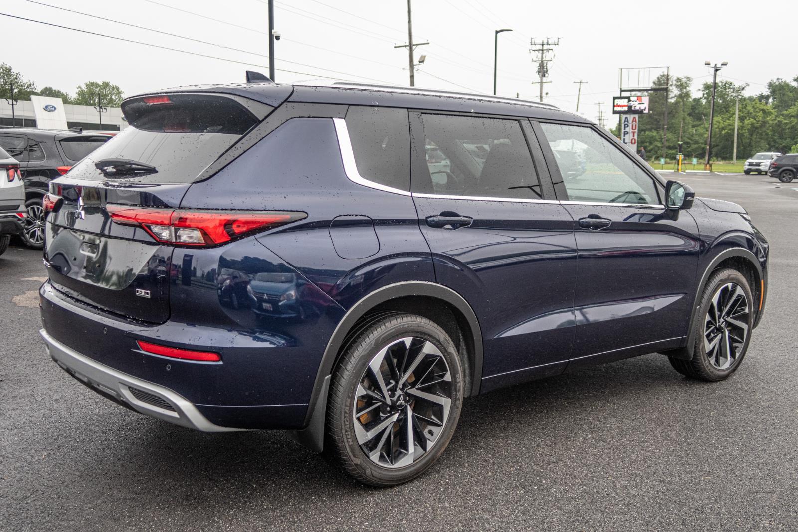 2022 Mitsubishi Outlander SEL Special Edition