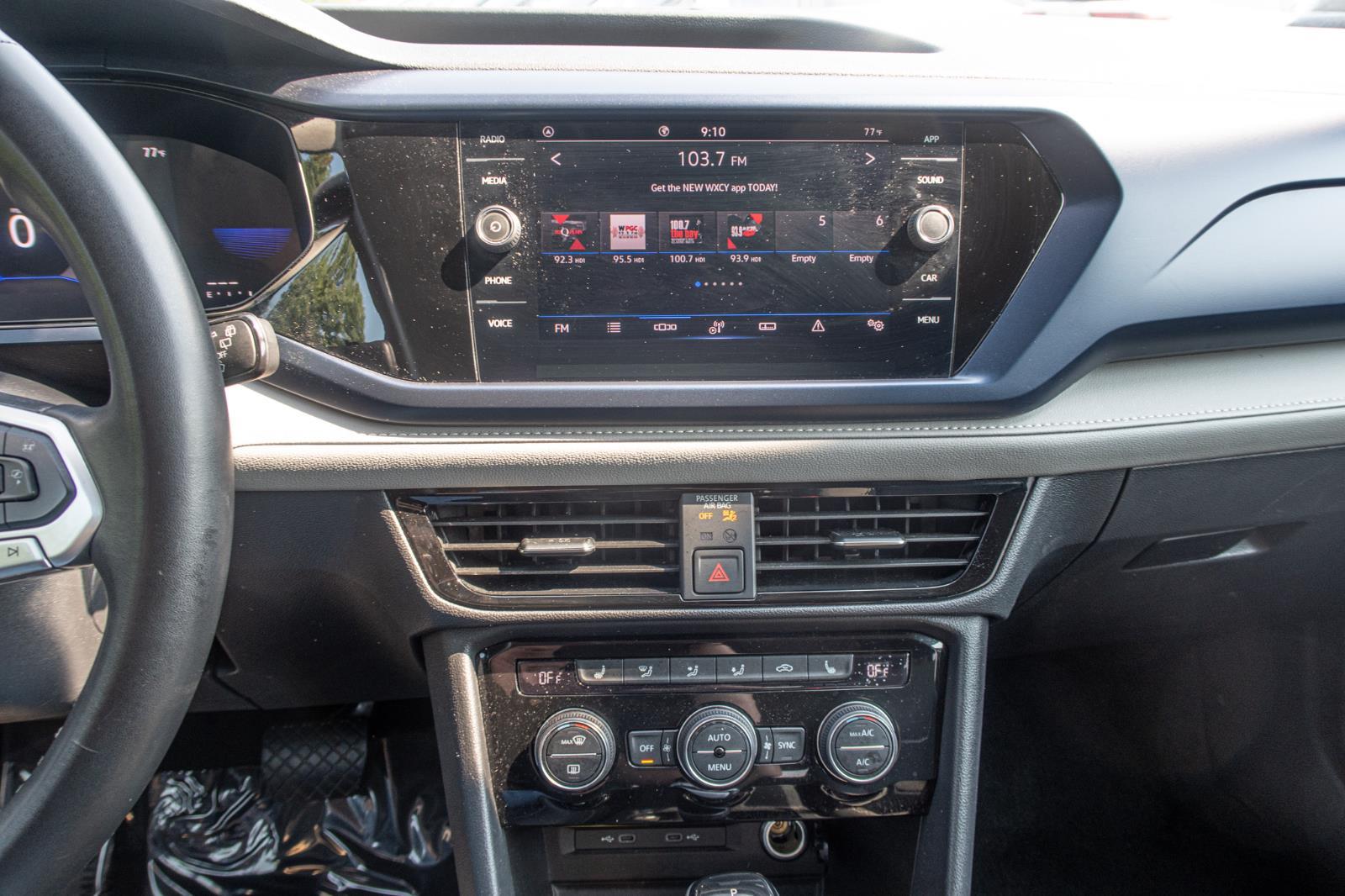 2024 Volkswagen Taos SE