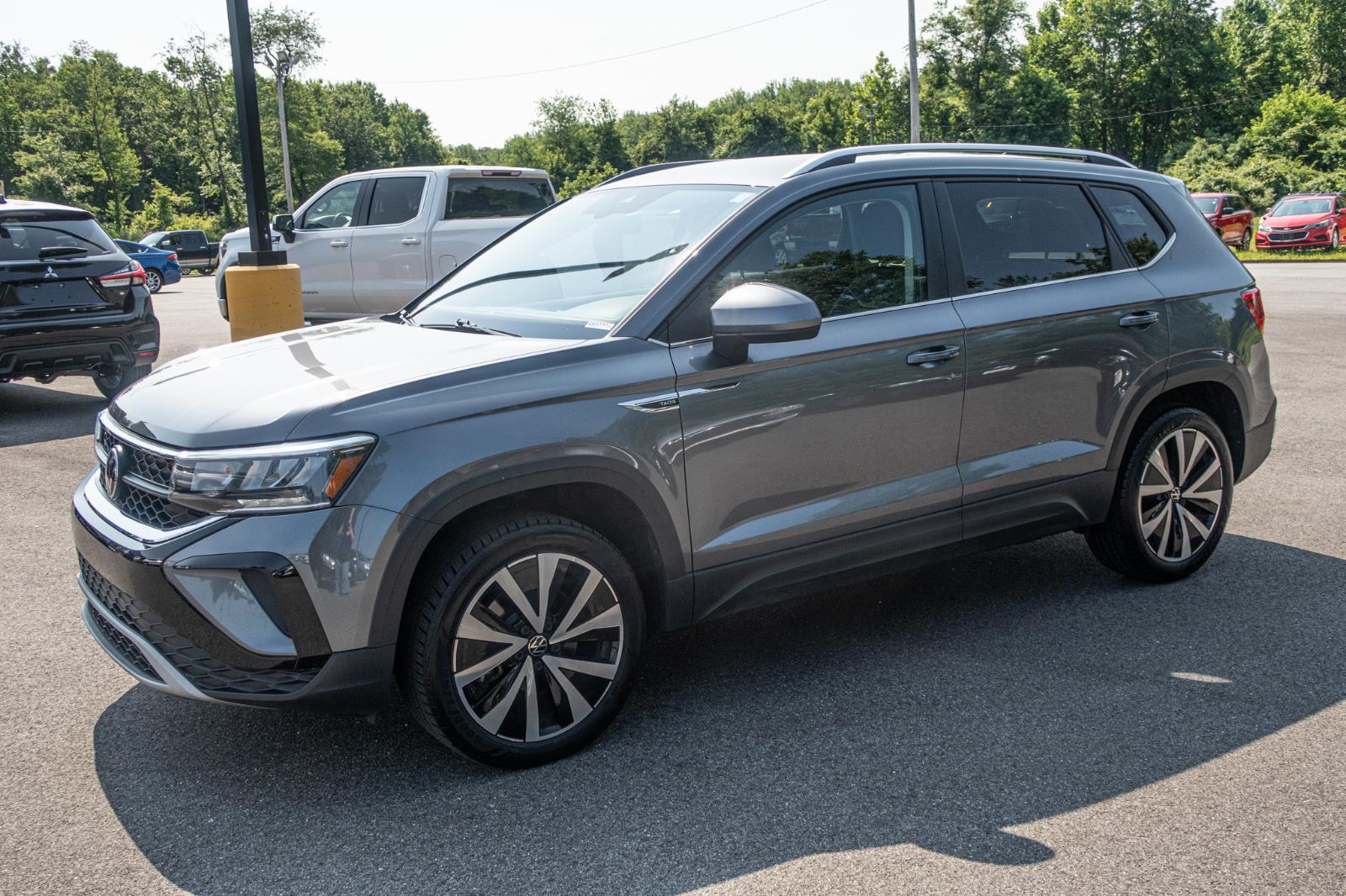 2024 Volkswagen Taos SE