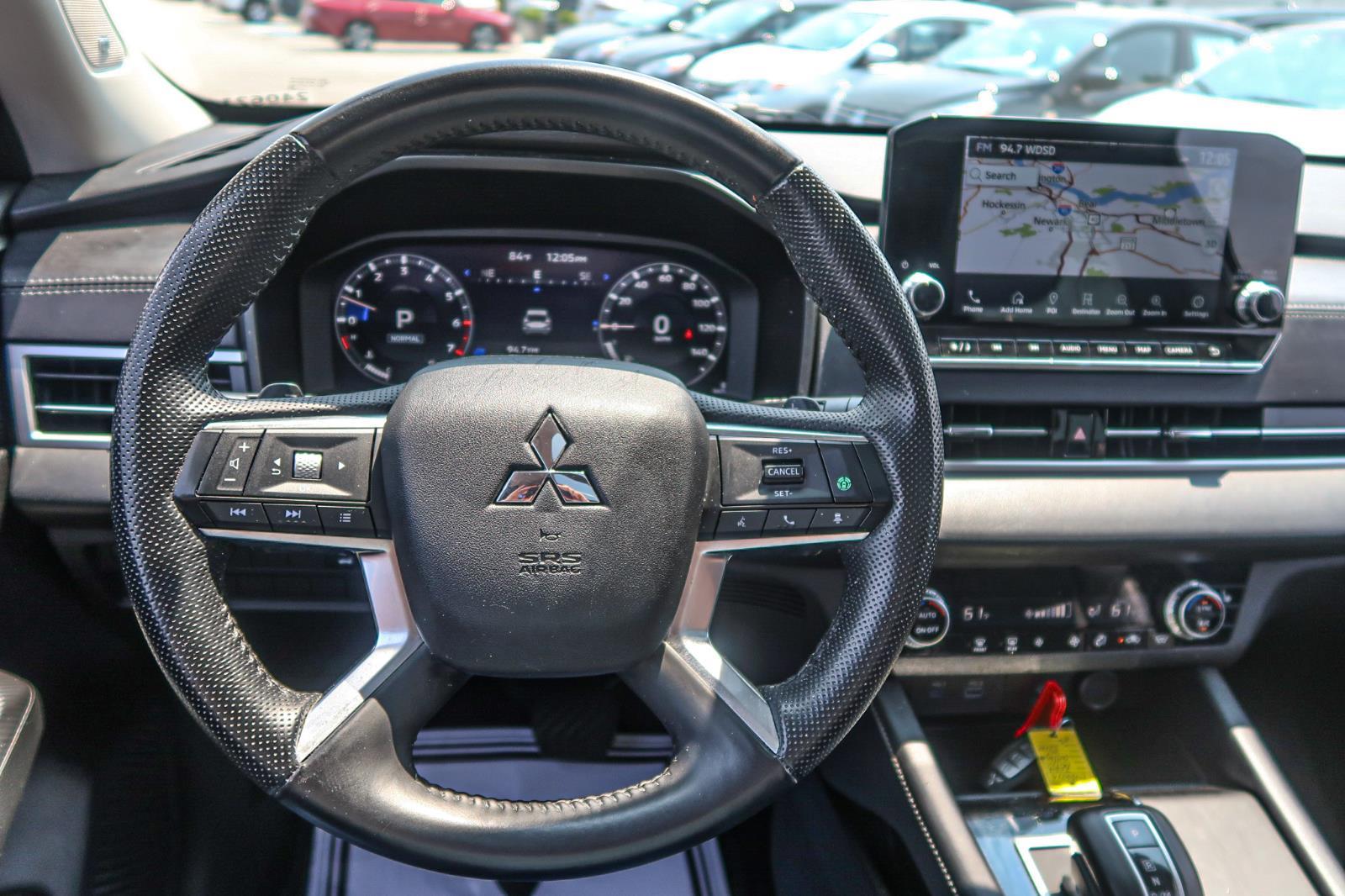 2024 Mitsubishi Outlander SE