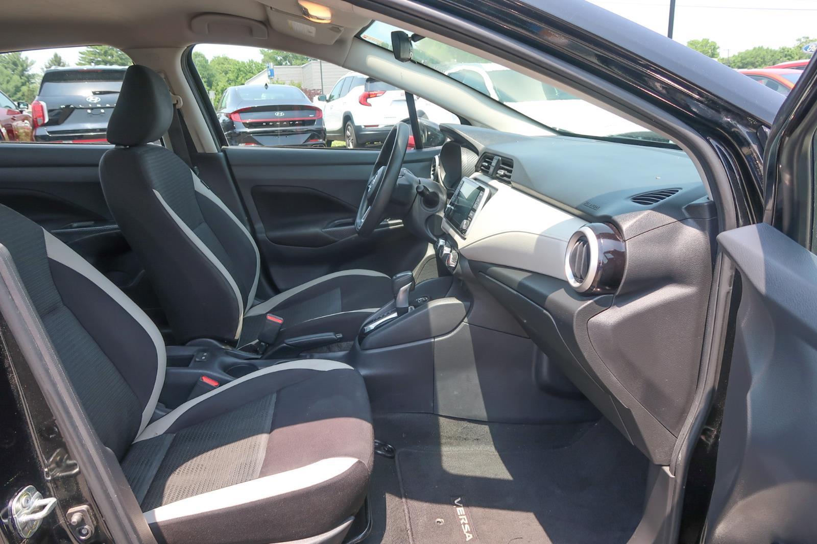 2021 Nissan Versa SV