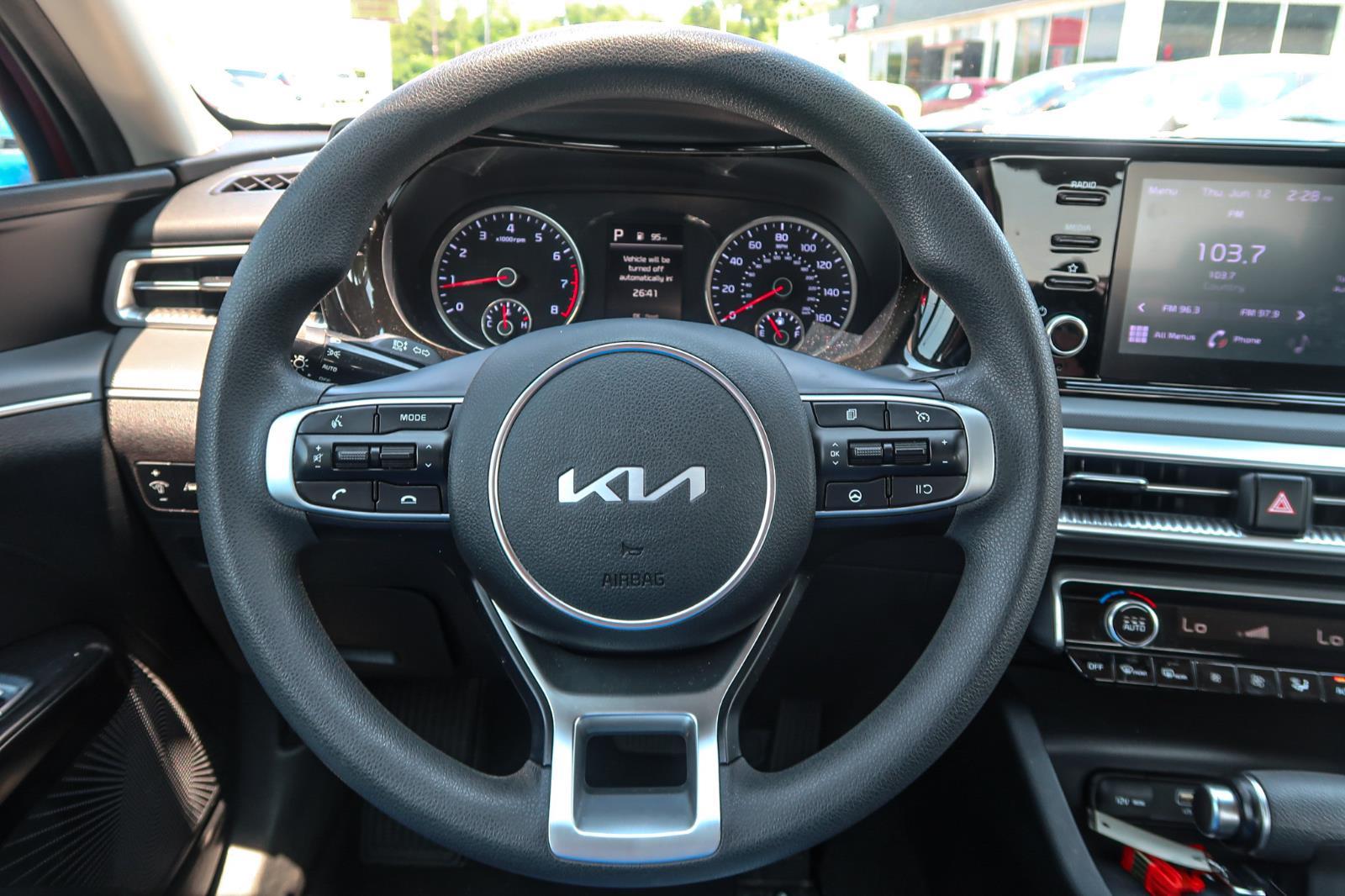 2022 Kia K5 LXS