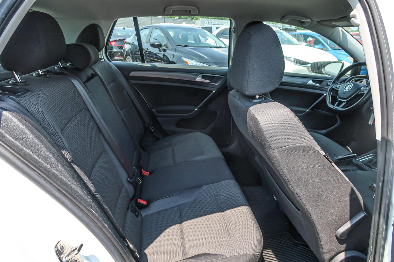 2018 Volkswagen Golf TSI SE
