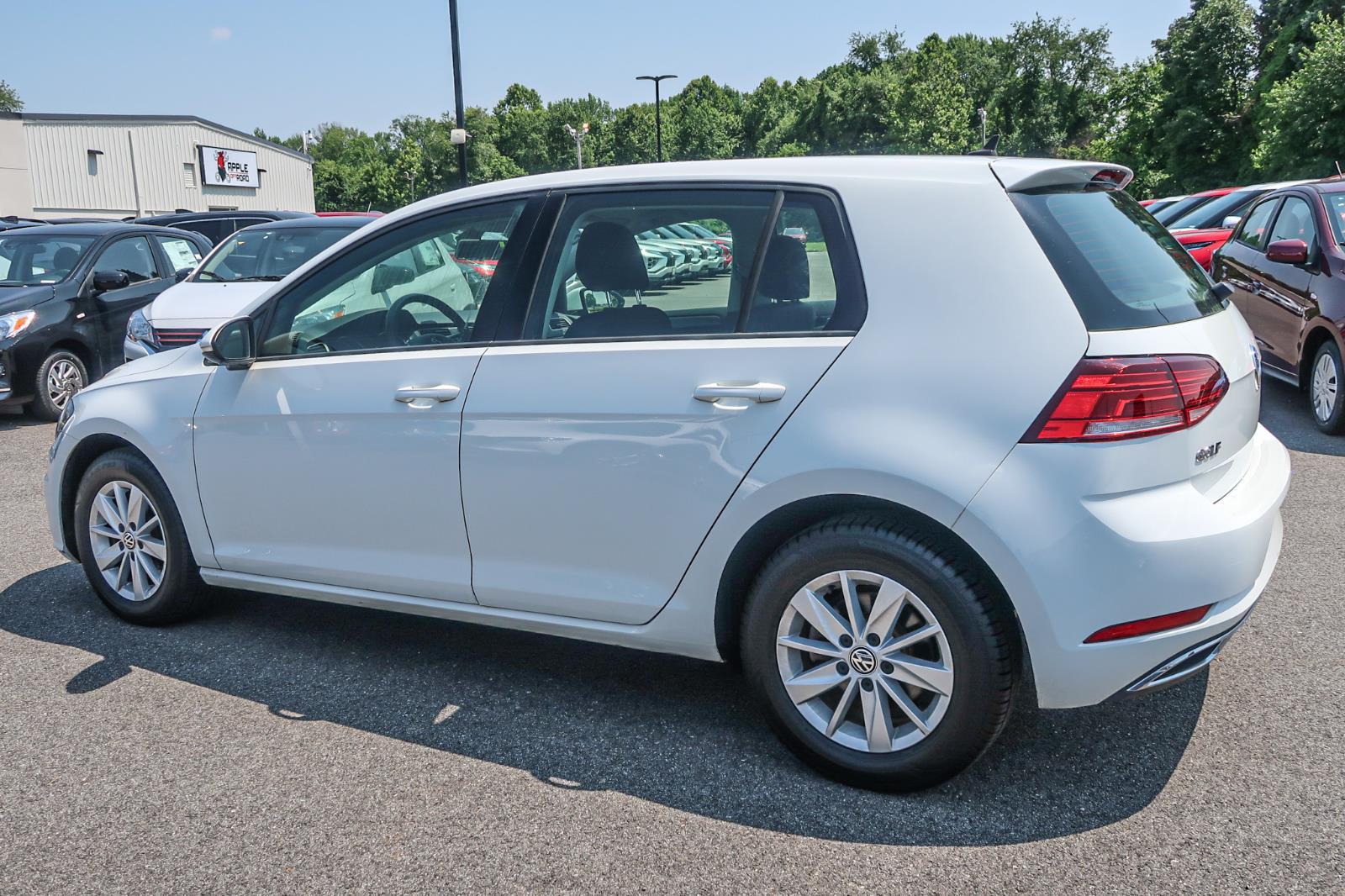 2018 Volkswagen Golf TSI SE