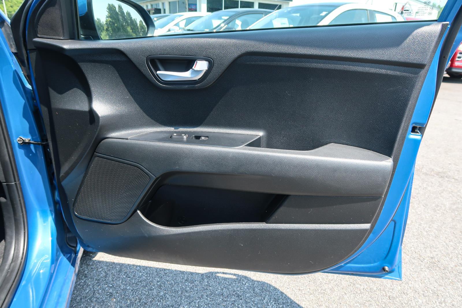 2021 Kia Rio 5-Door S