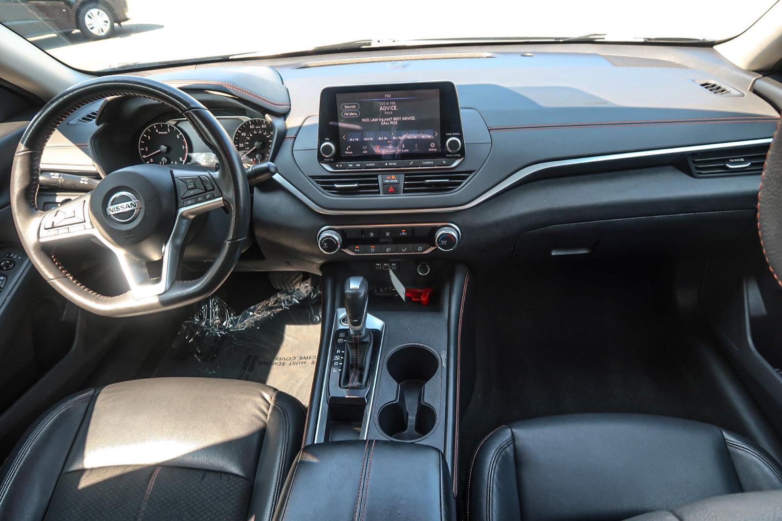 2022 Nissan Altima 2.5 SR