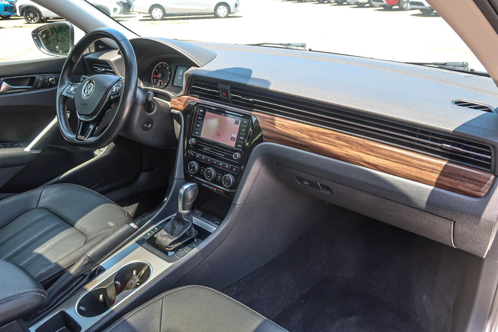 2020 Volkswagen Passat SEL
