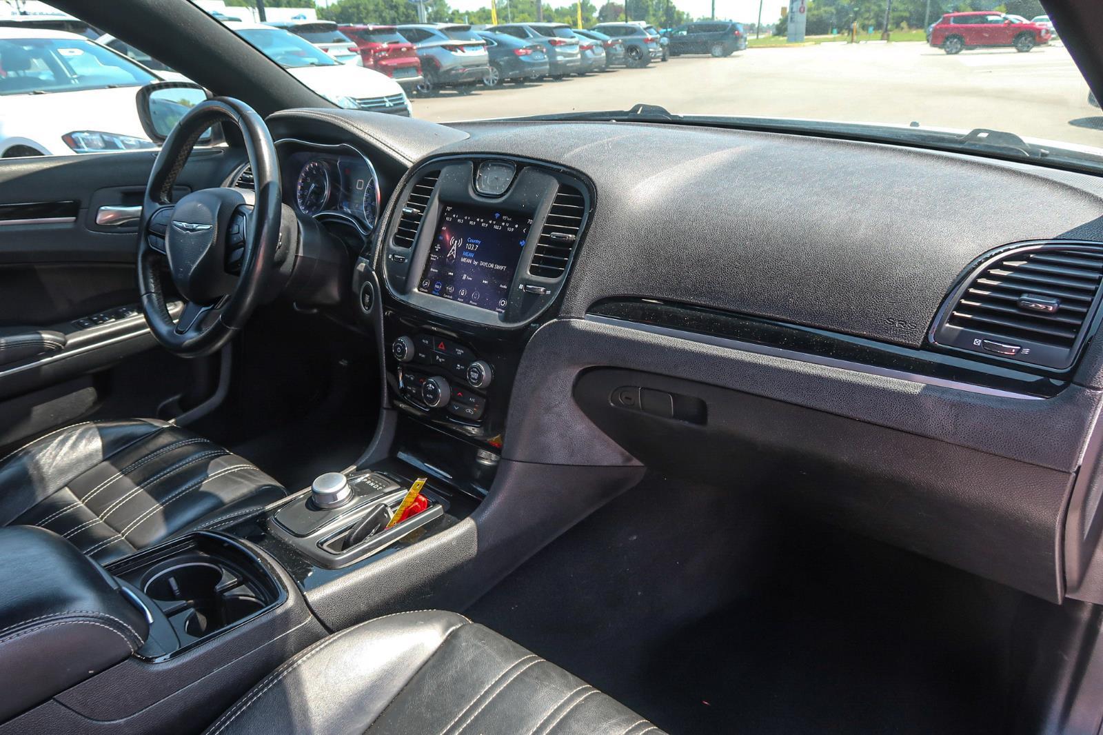 2021 Chrysler 300 S V6