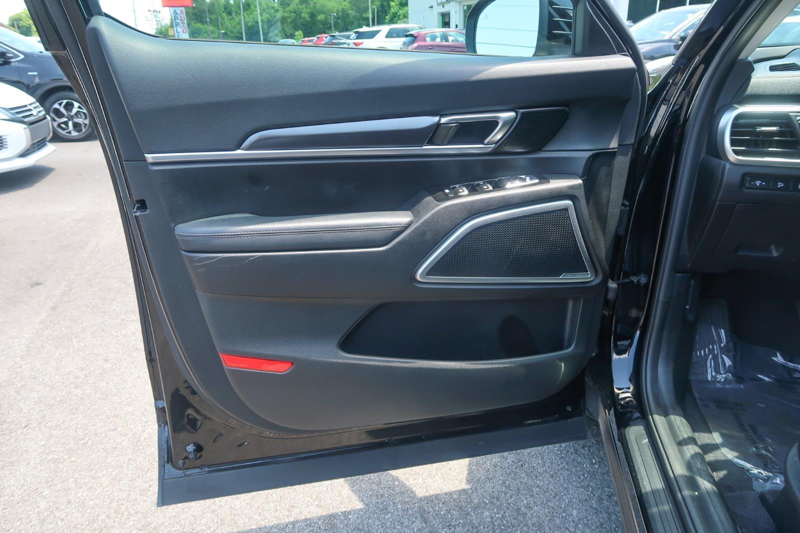 2023 Kia Telluride LX
