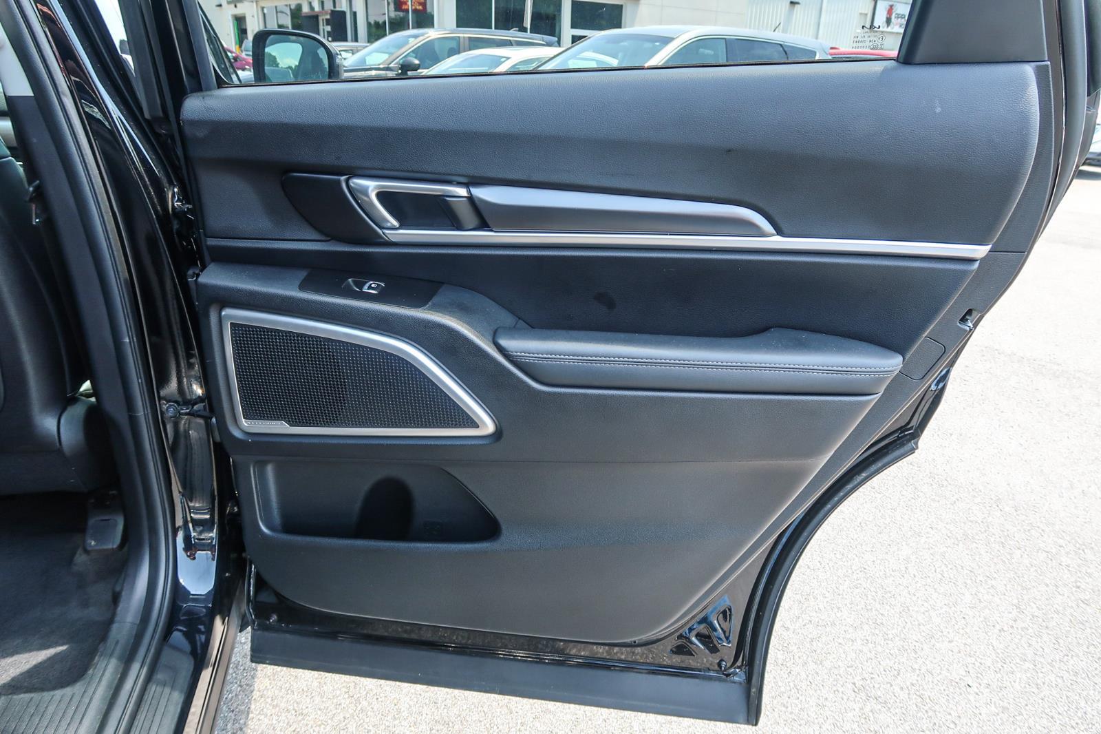 2023 Kia Telluride LX