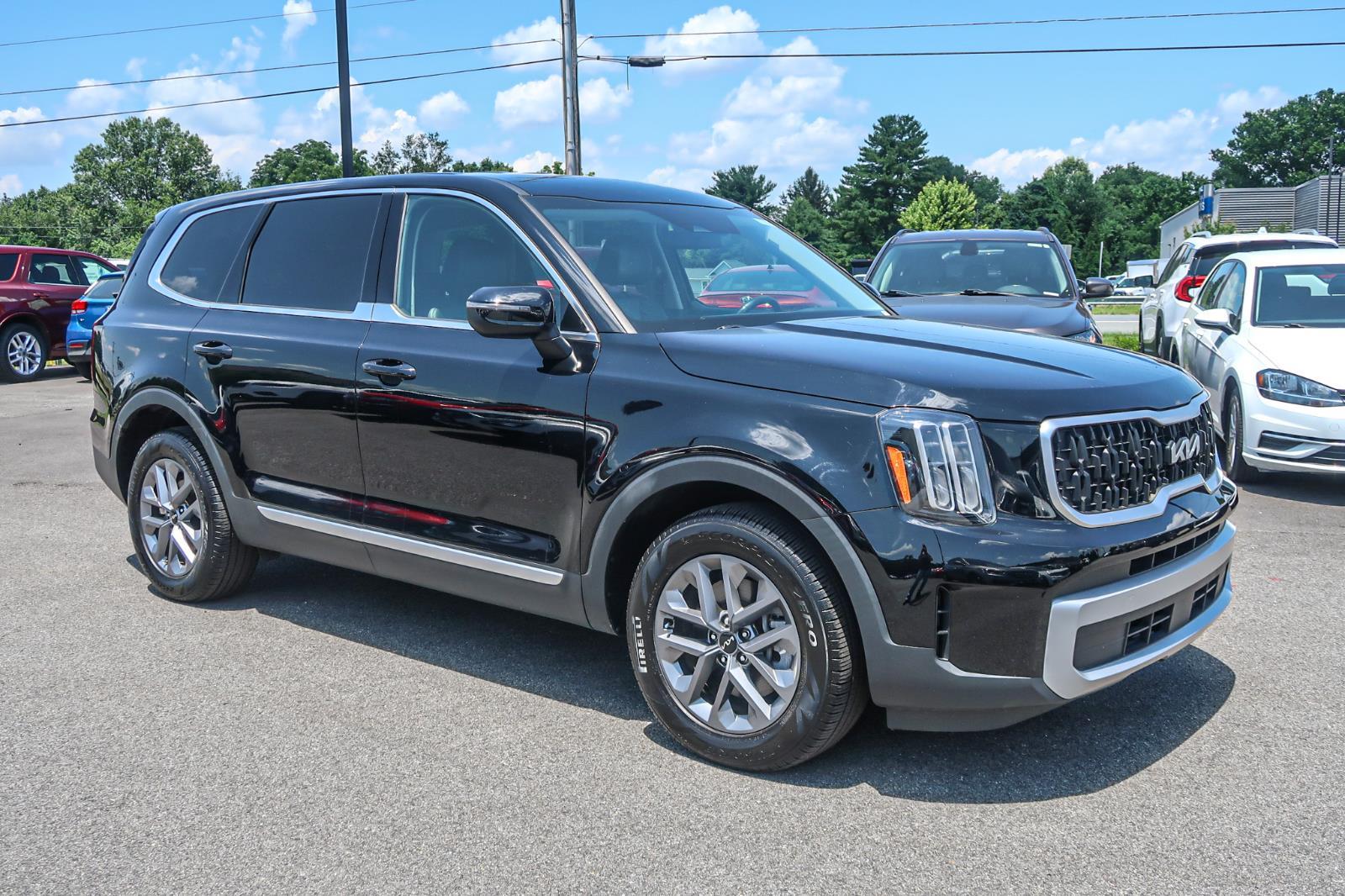 2023 Kia Telluride LX