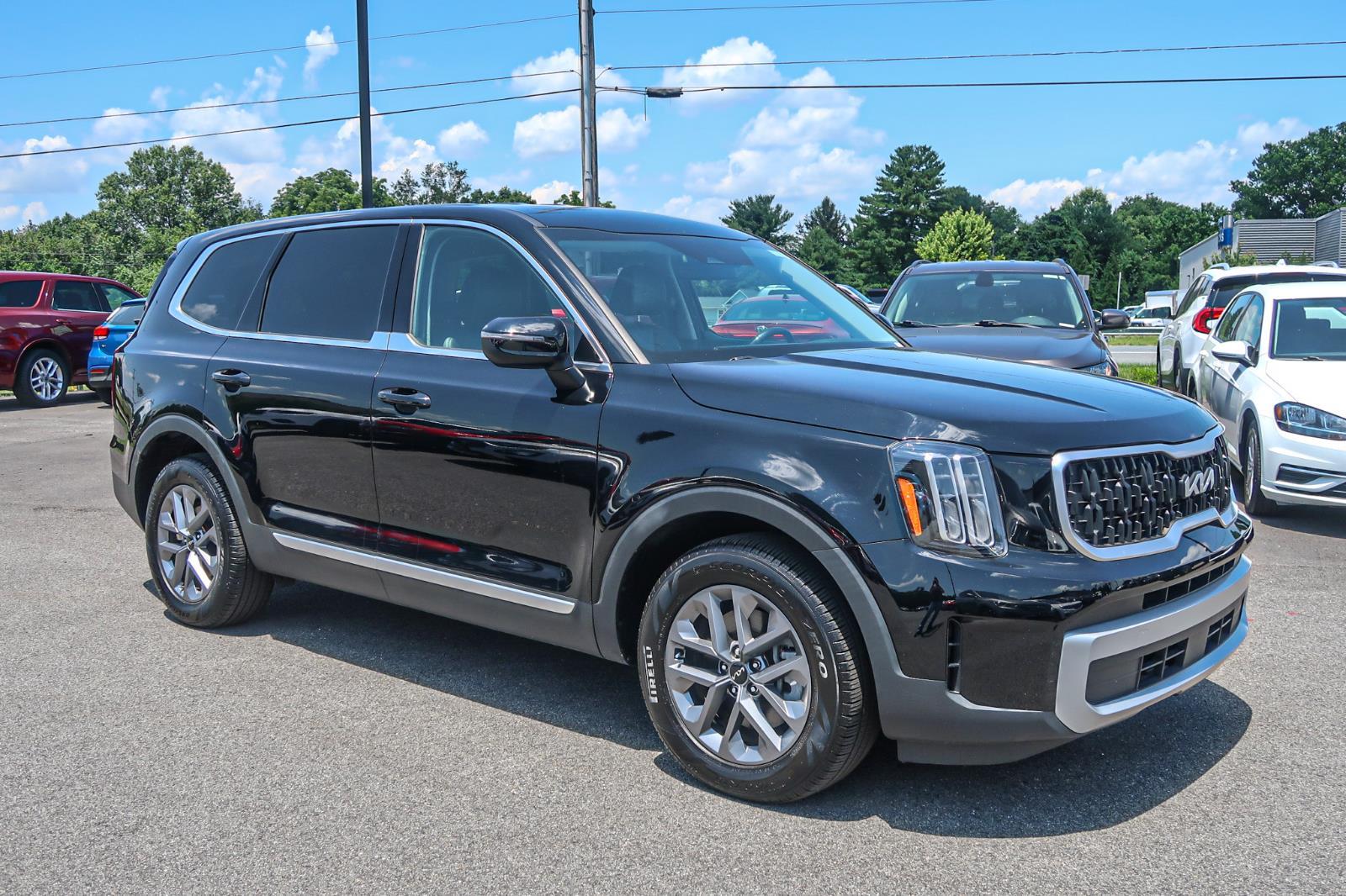 2023 Kia Telluride LX