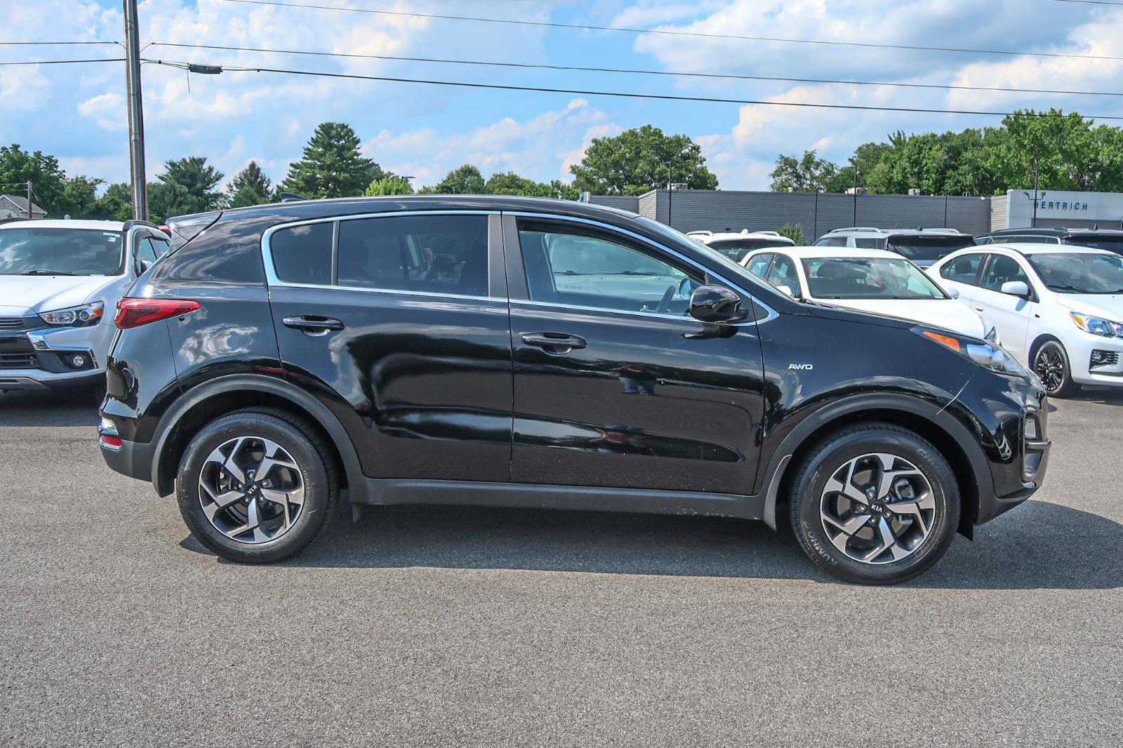 2022 Kia Sportage LX