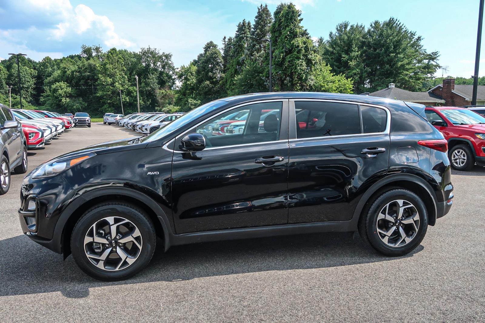 2022 Kia Sportage LX