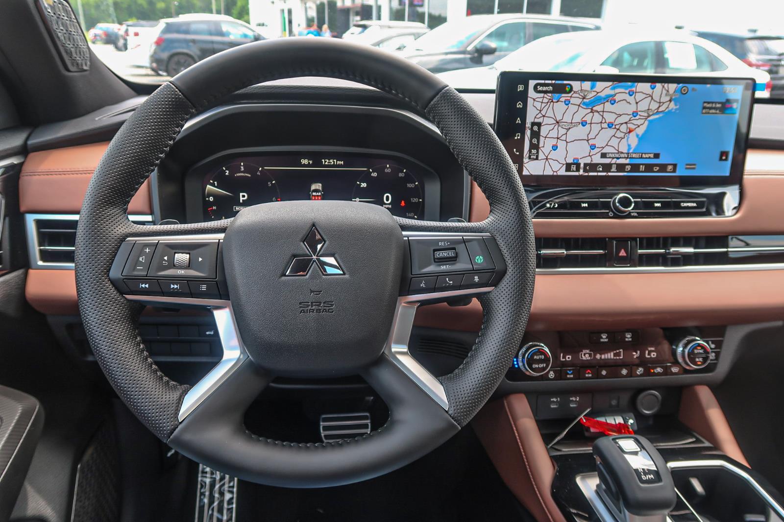 2025 Mitsubishi Outlander SEL