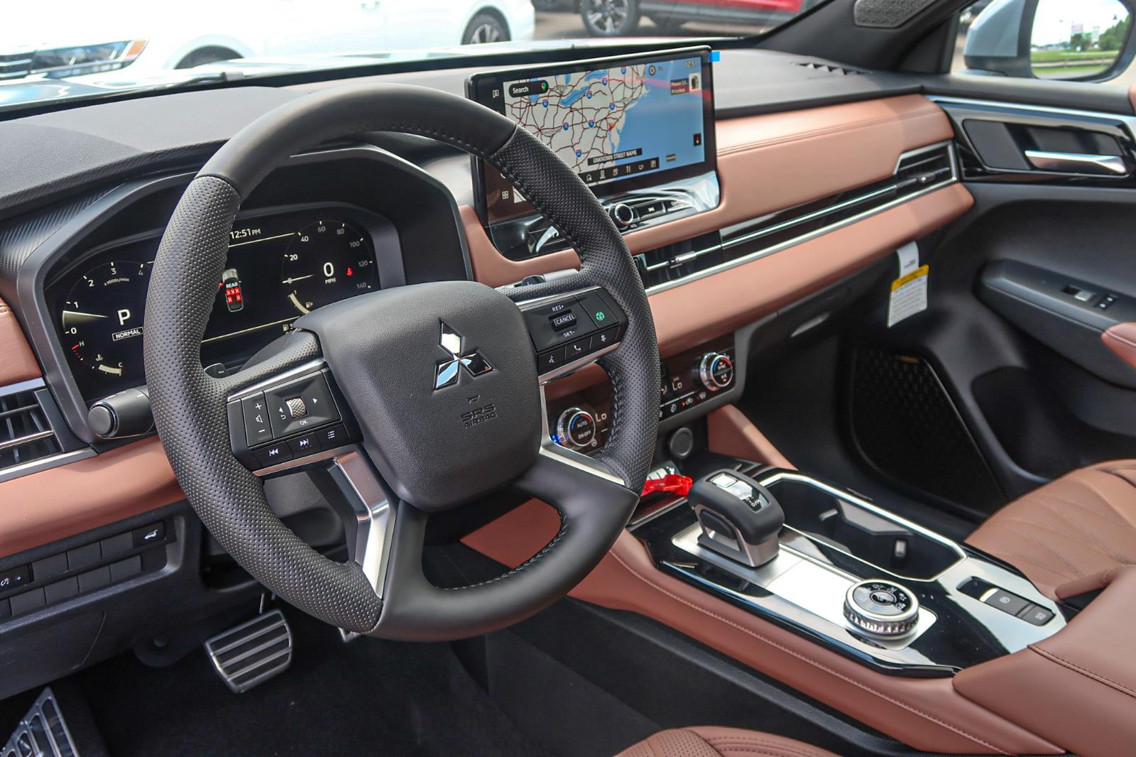 2025 Mitsubishi Outlander SEL