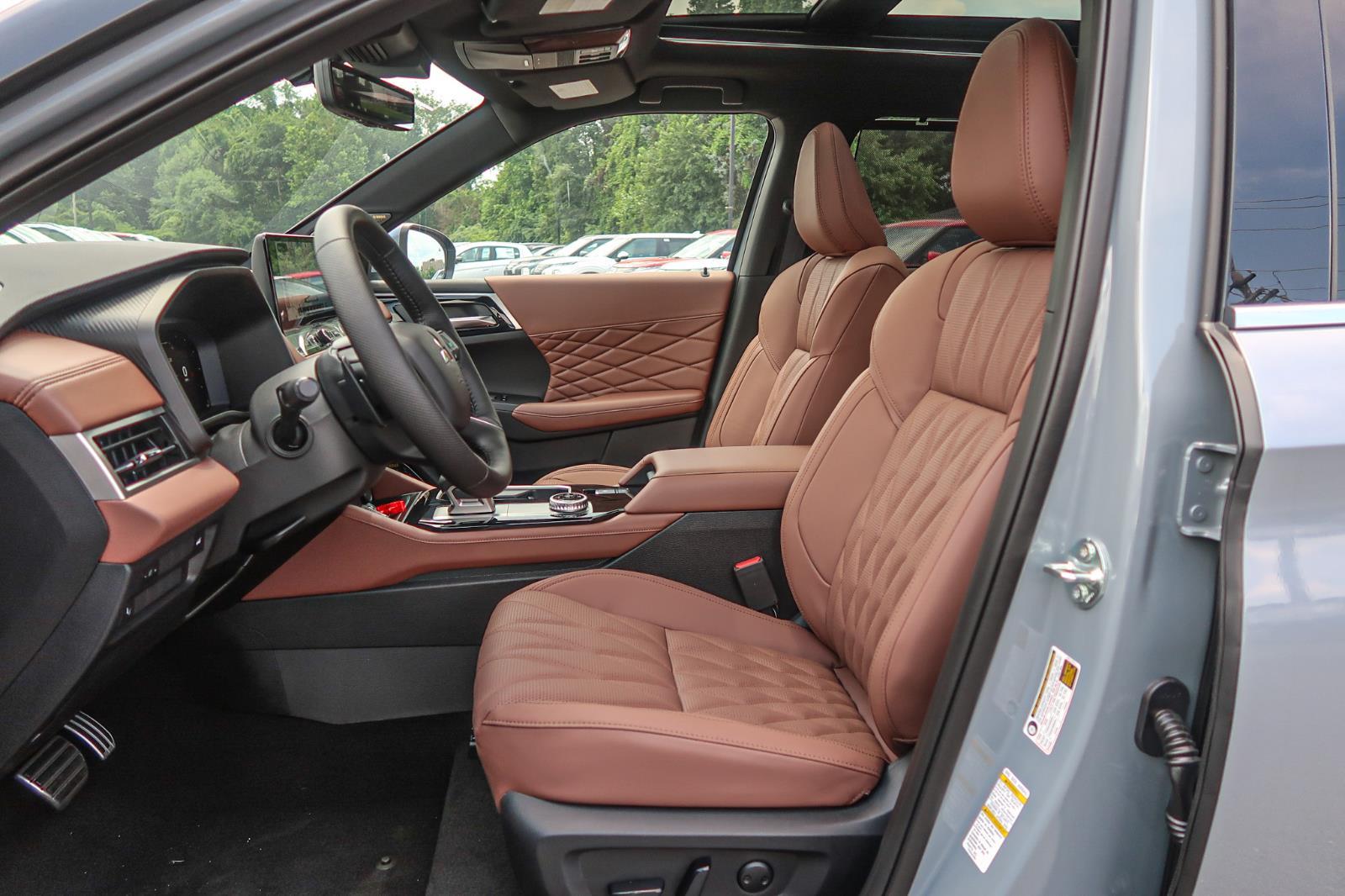 2025 Mitsubishi Outlander SEL
