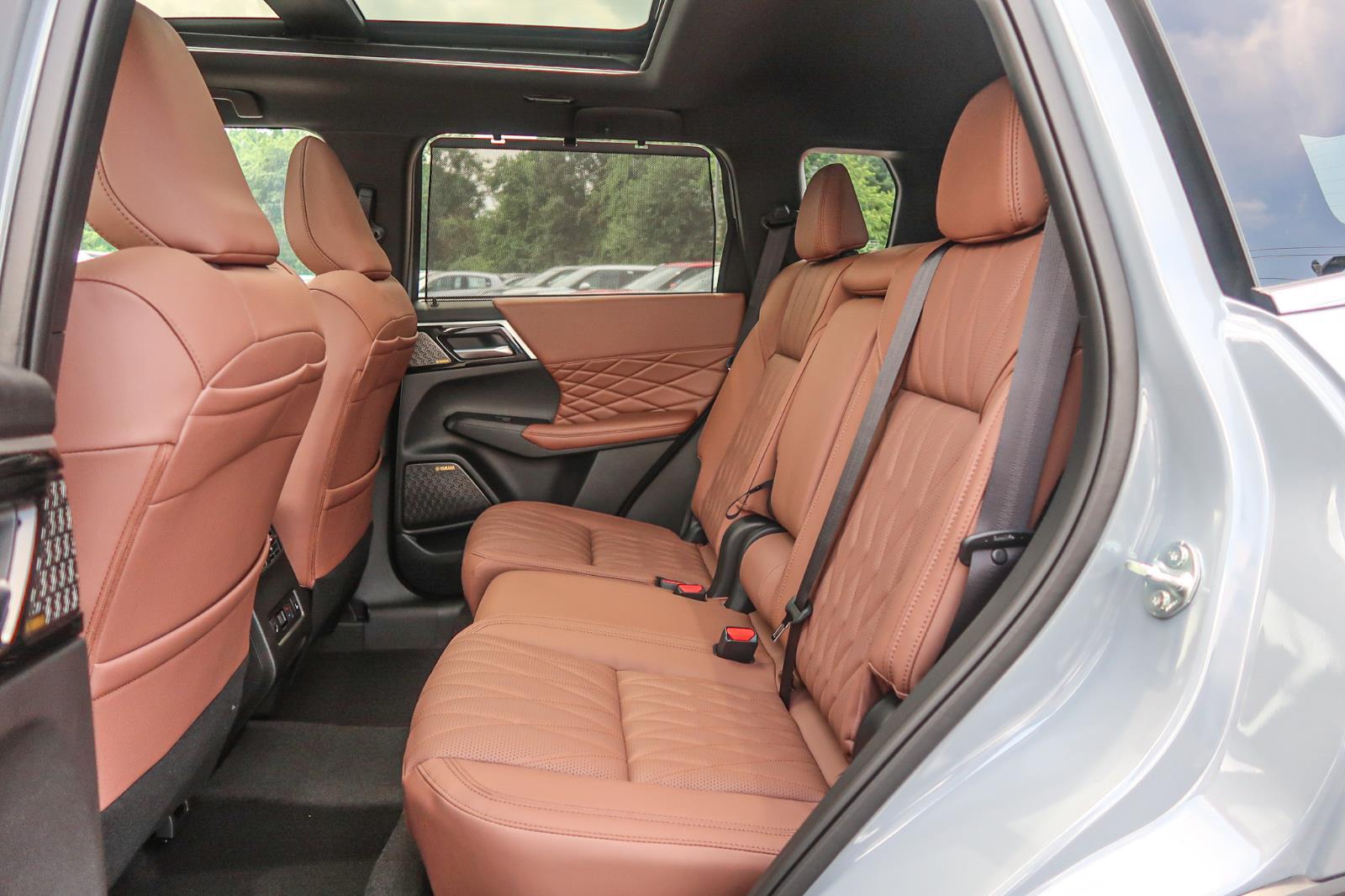 2025 Mitsubishi Outlander SEL