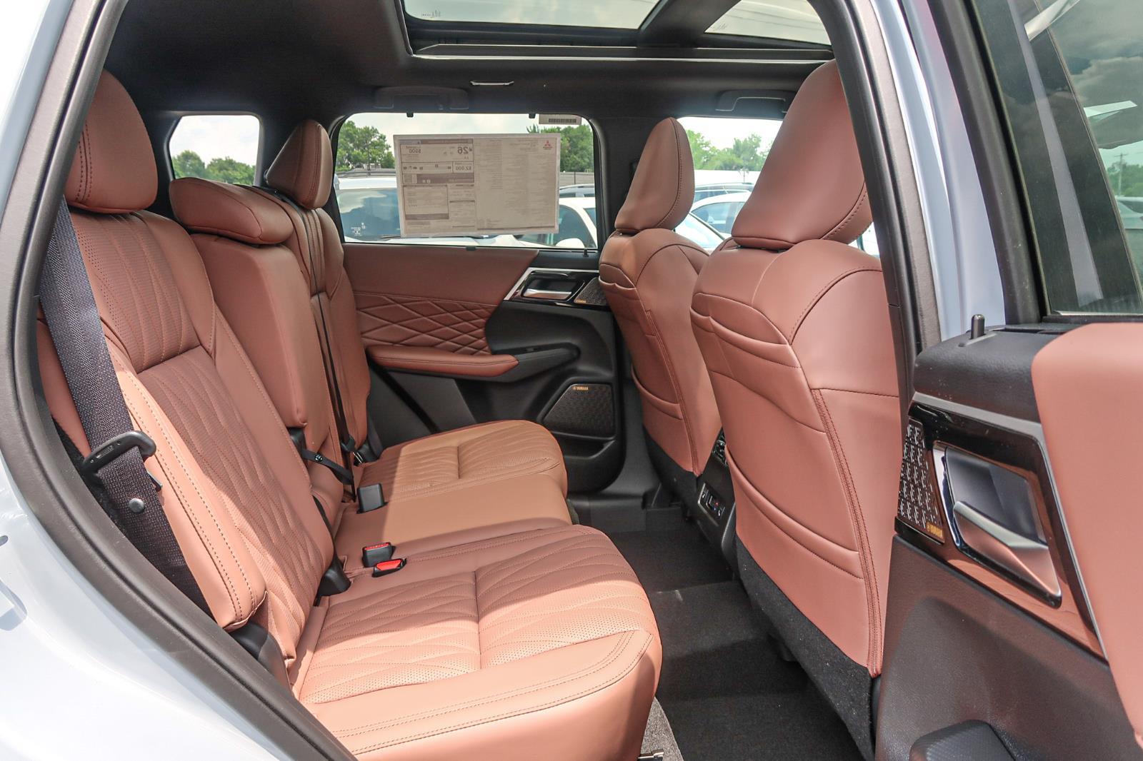 2025 Mitsubishi Outlander SEL