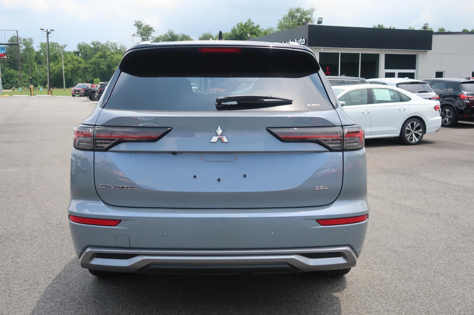2025 Mitsubishi Outlander SEL