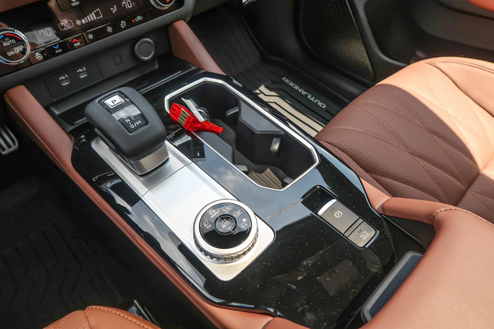 2025 Mitsubishi Outlander SEL