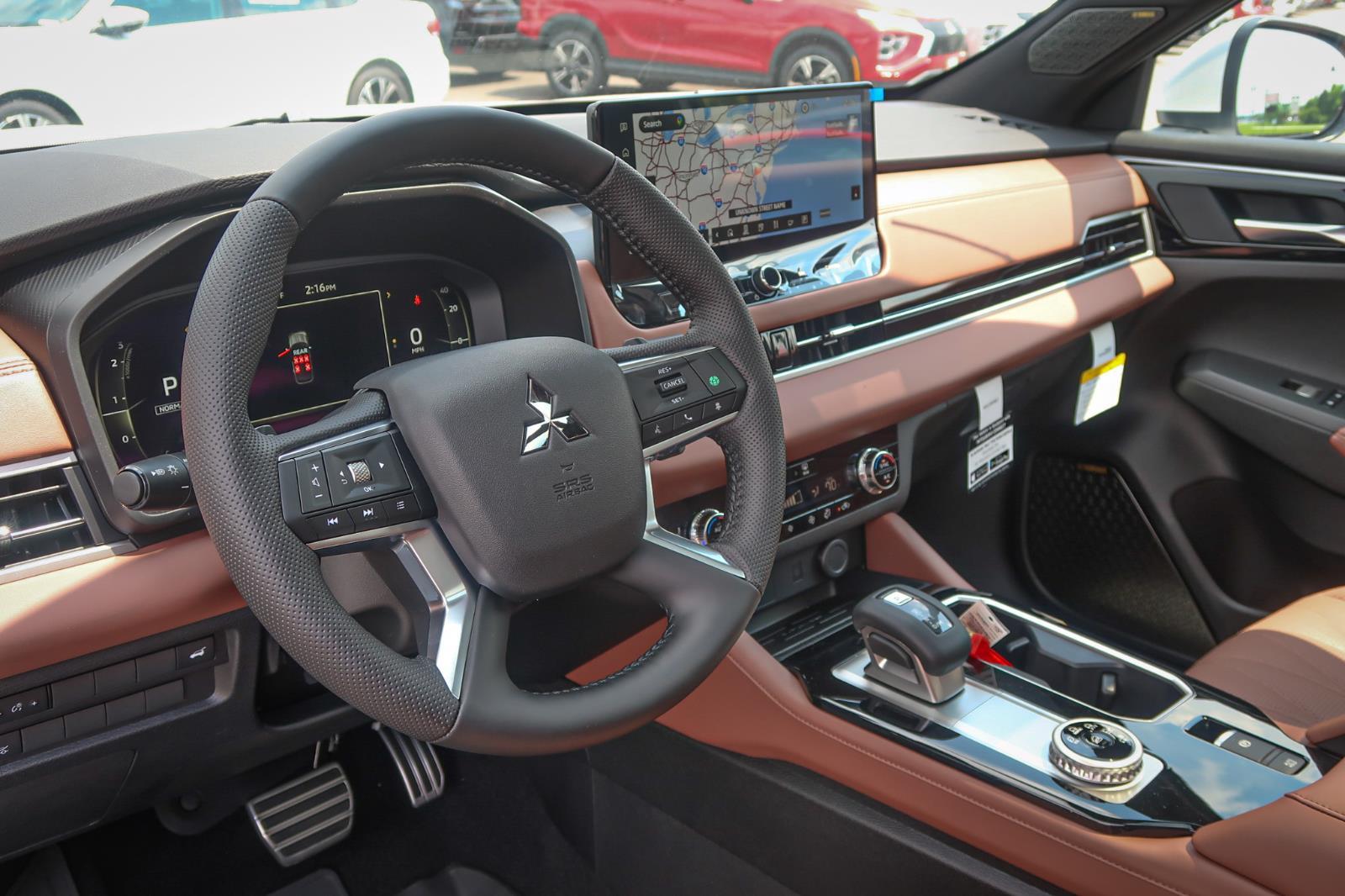 2025 Mitsubishi Outlander SEL