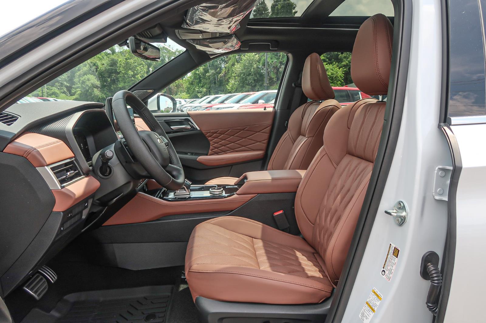 2025 Mitsubishi Outlander SEL