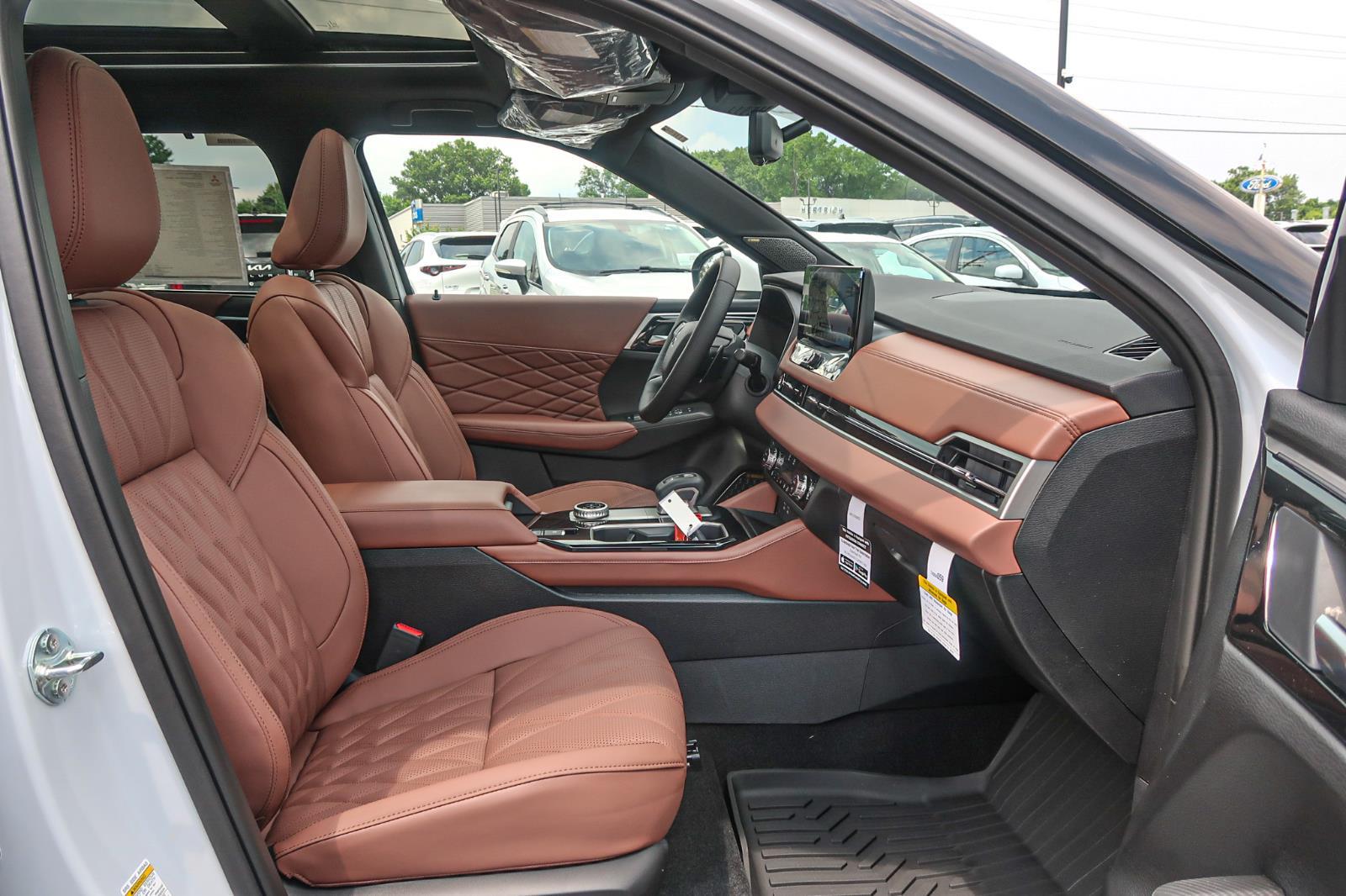 2025 Mitsubishi Outlander SEL