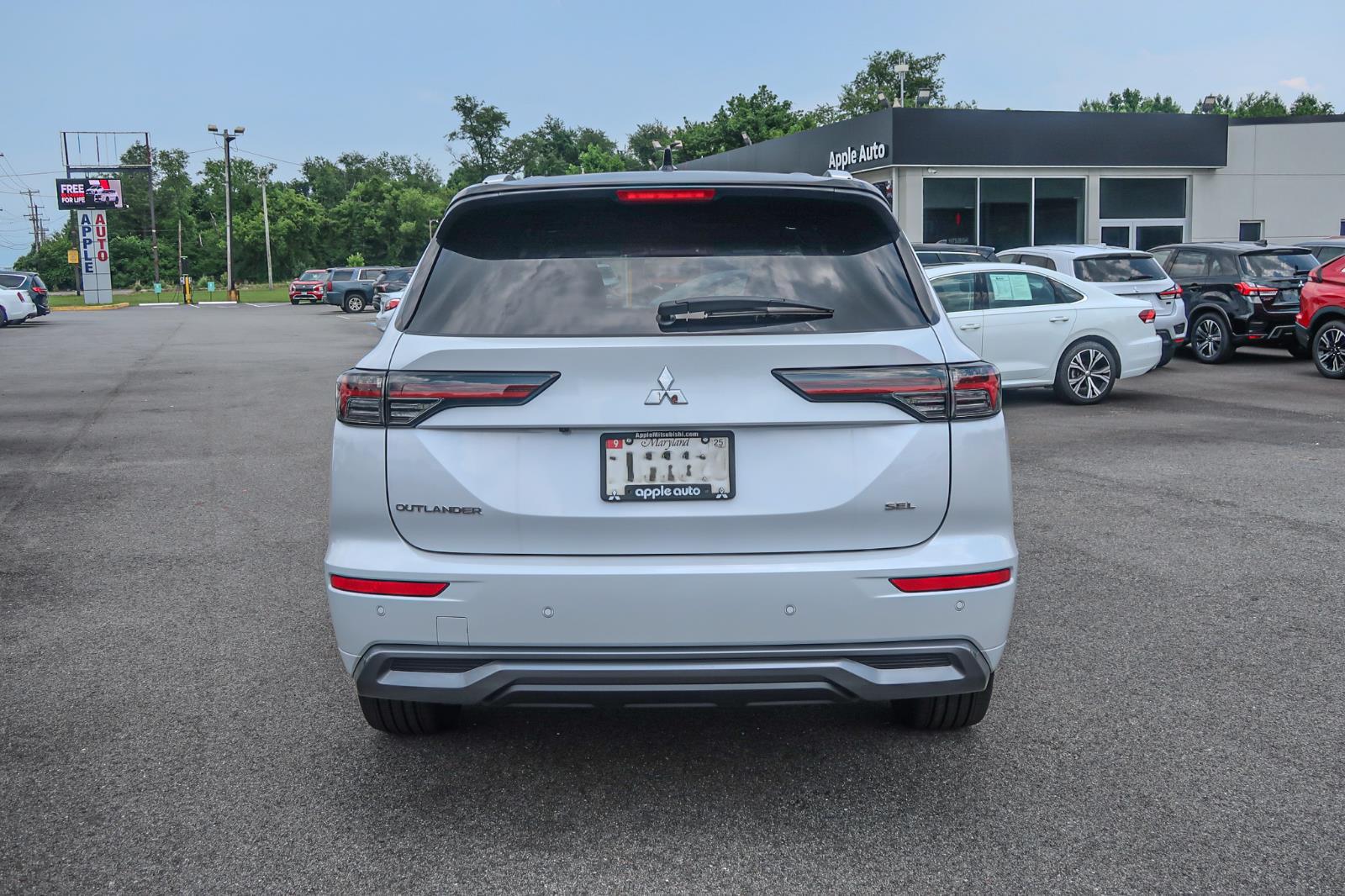2025 Mitsubishi Outlander SEL