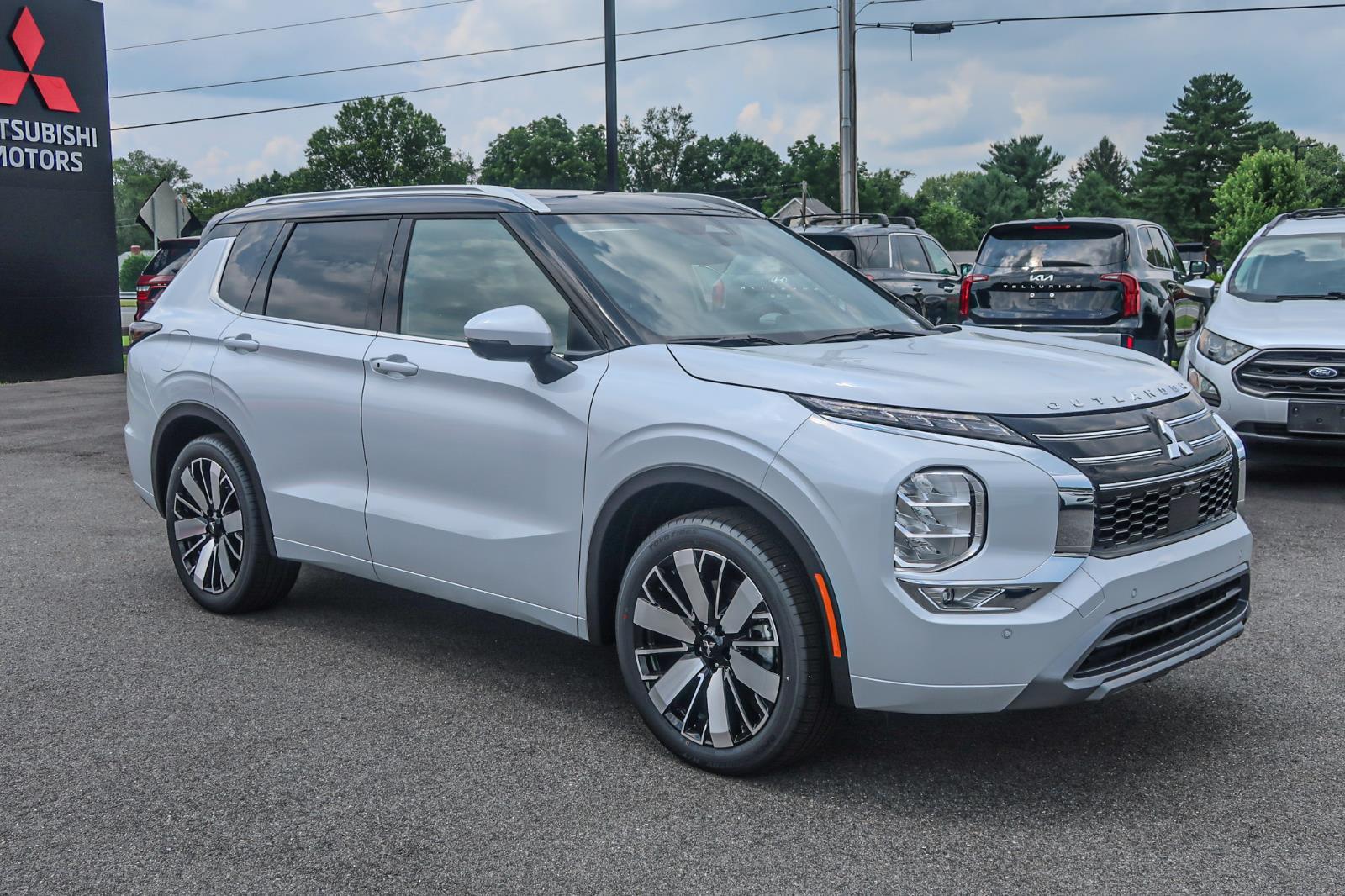 2025 Mitsubishi Outlander SEL
