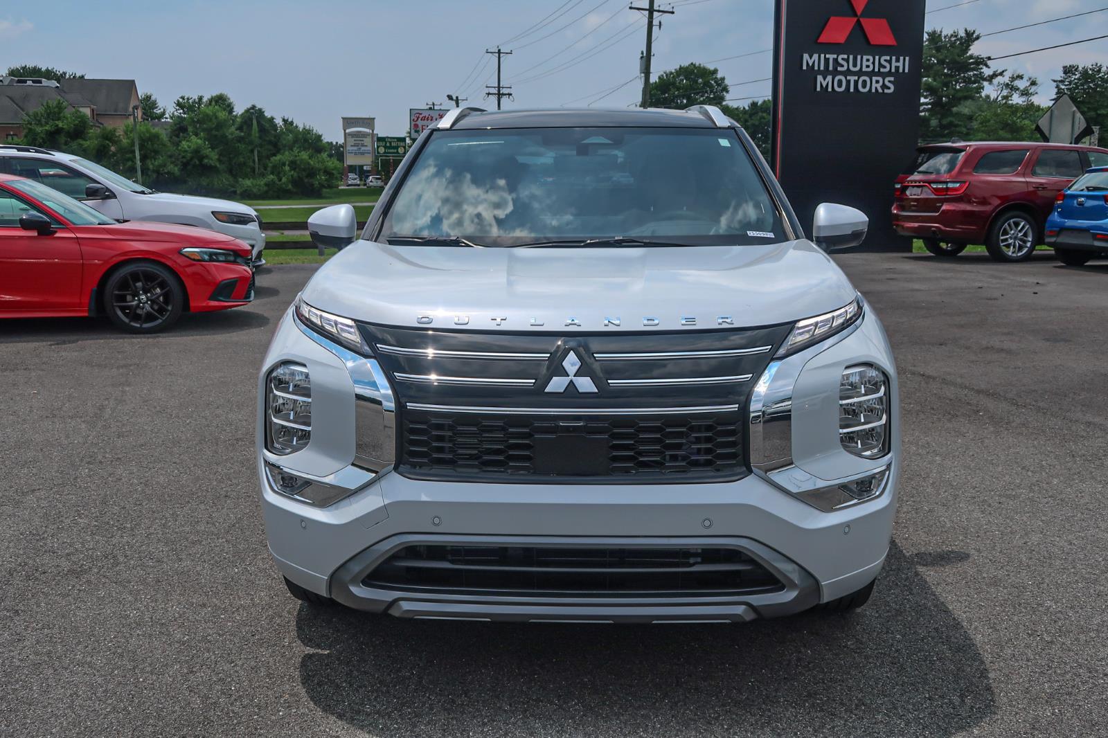 2025 Mitsubishi Outlander SEL
